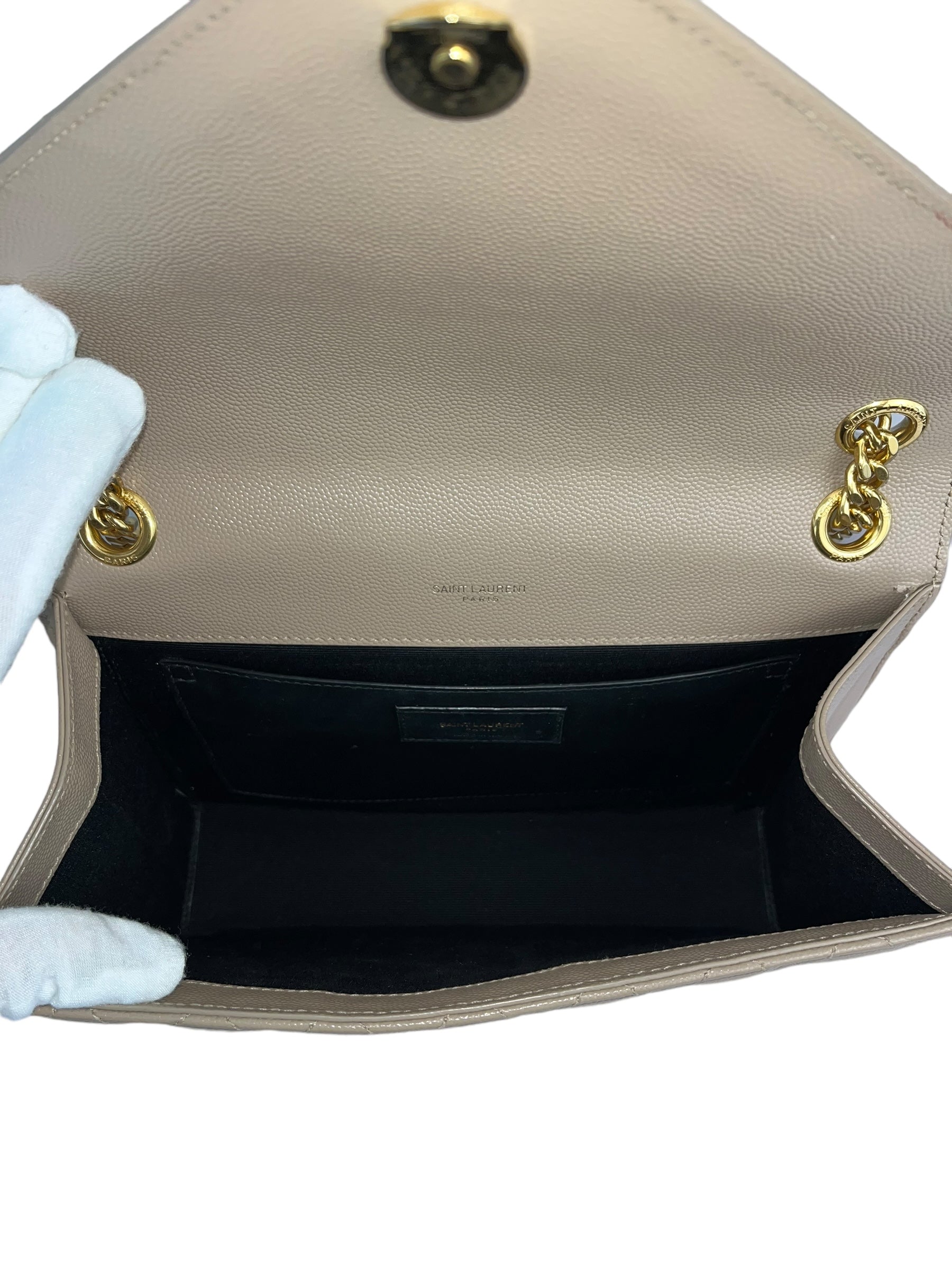 Saint Laurent Envelope Medium Grain De Poudre