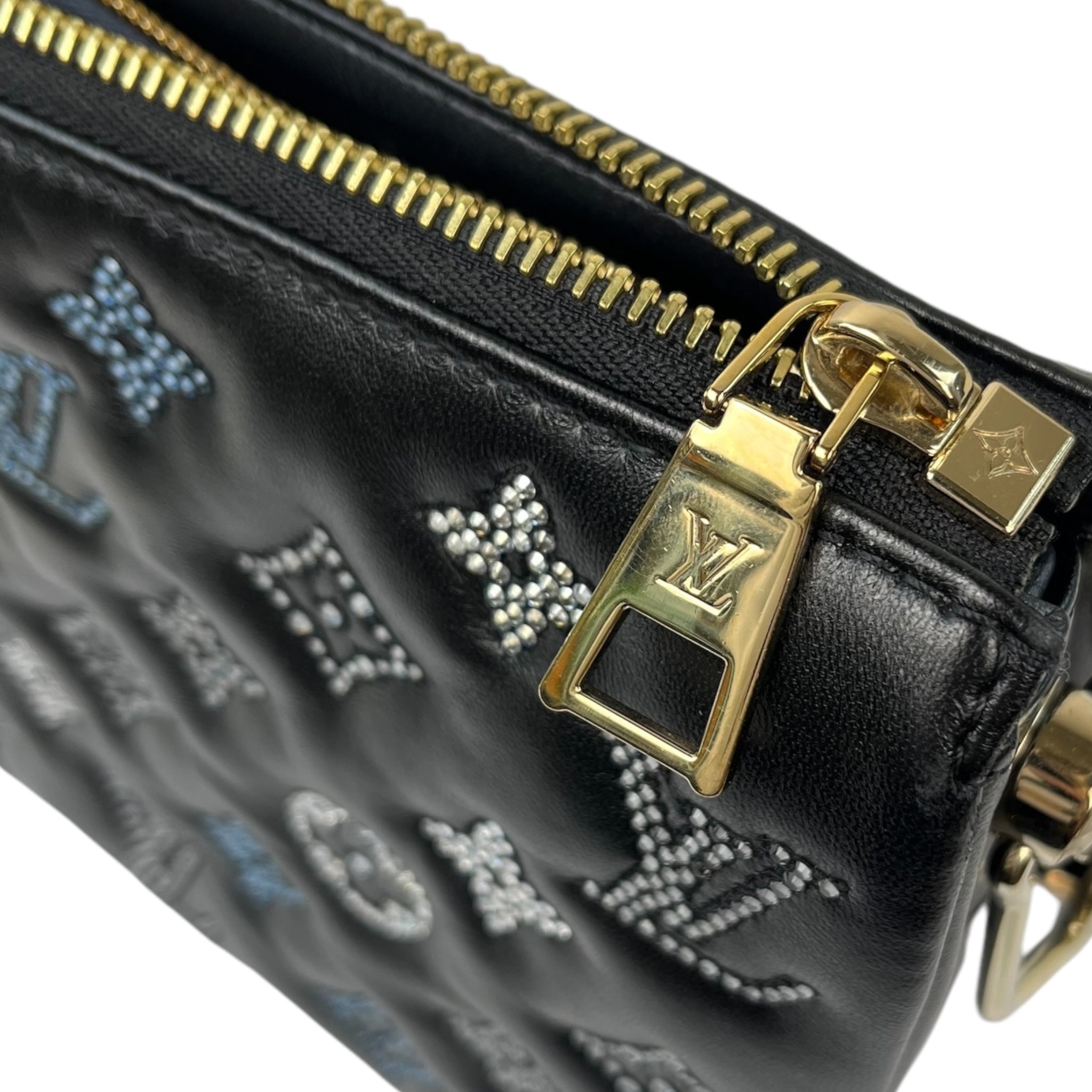 Louis Vuitton Coussin BB