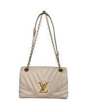 Louis Vuitton New Wave MM
