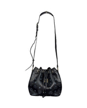 MCM Dessaue Bucket