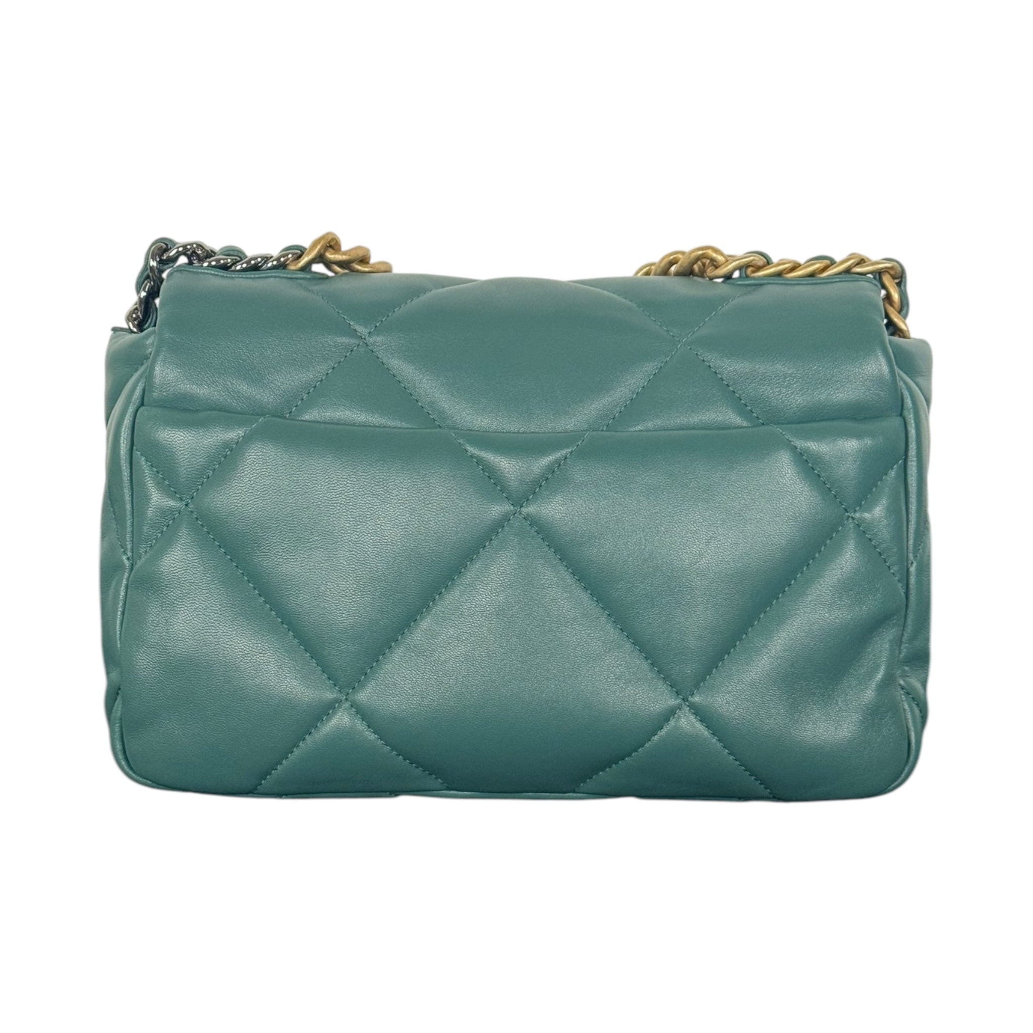 Chanel Medium 19 Flap