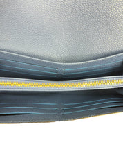 Louis Vuitton Sarah Wallet