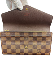 Louis Vuitton Sarah Wallet