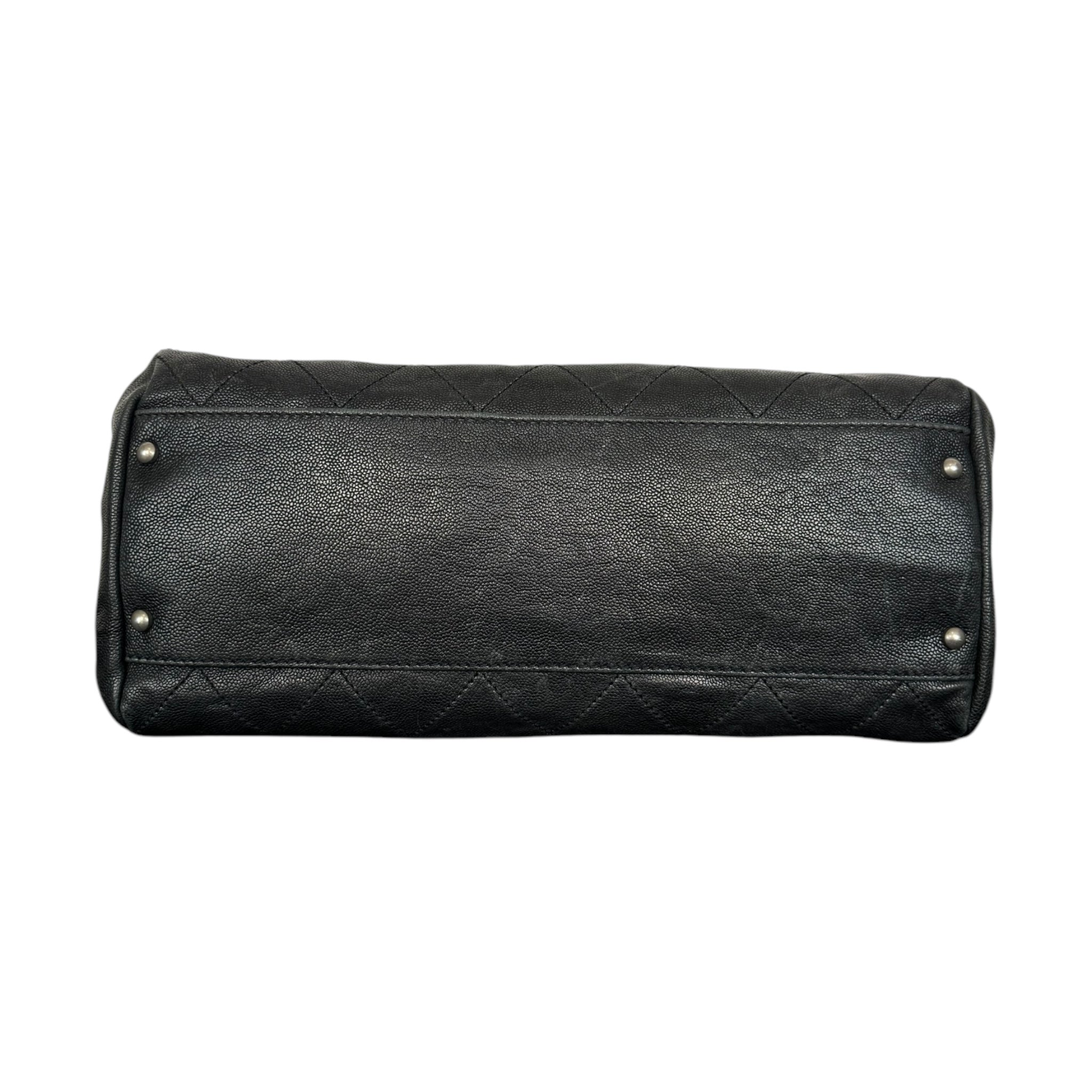 Chanel Vintage Outdoor Linge Doctor