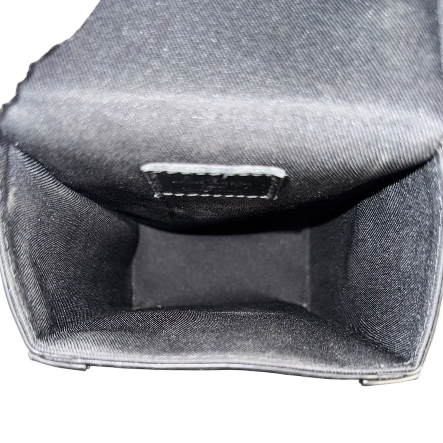 Louis Vuitton Vertical Trunk Wallet Bag