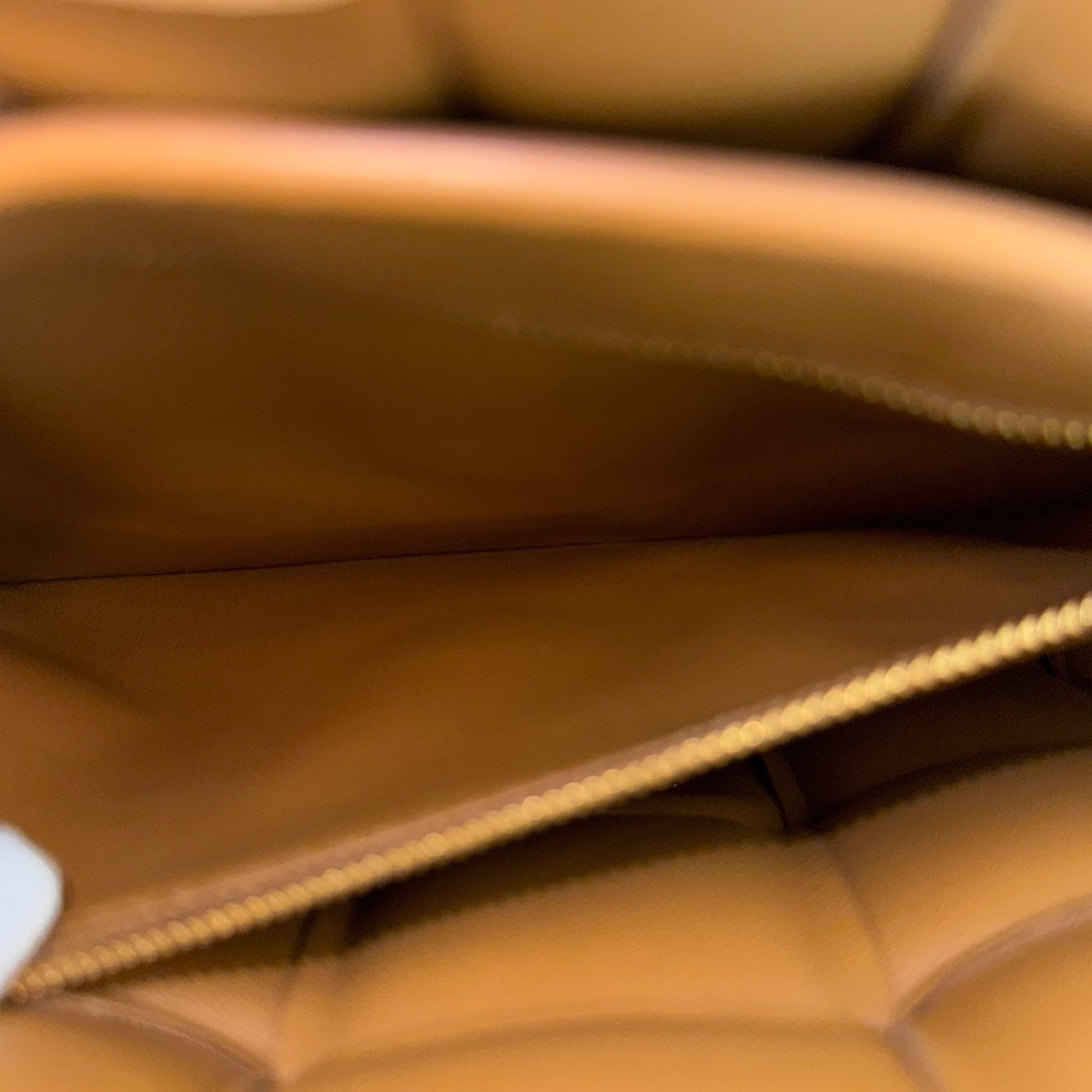 Bottega Veneta Cassette Medium Padded