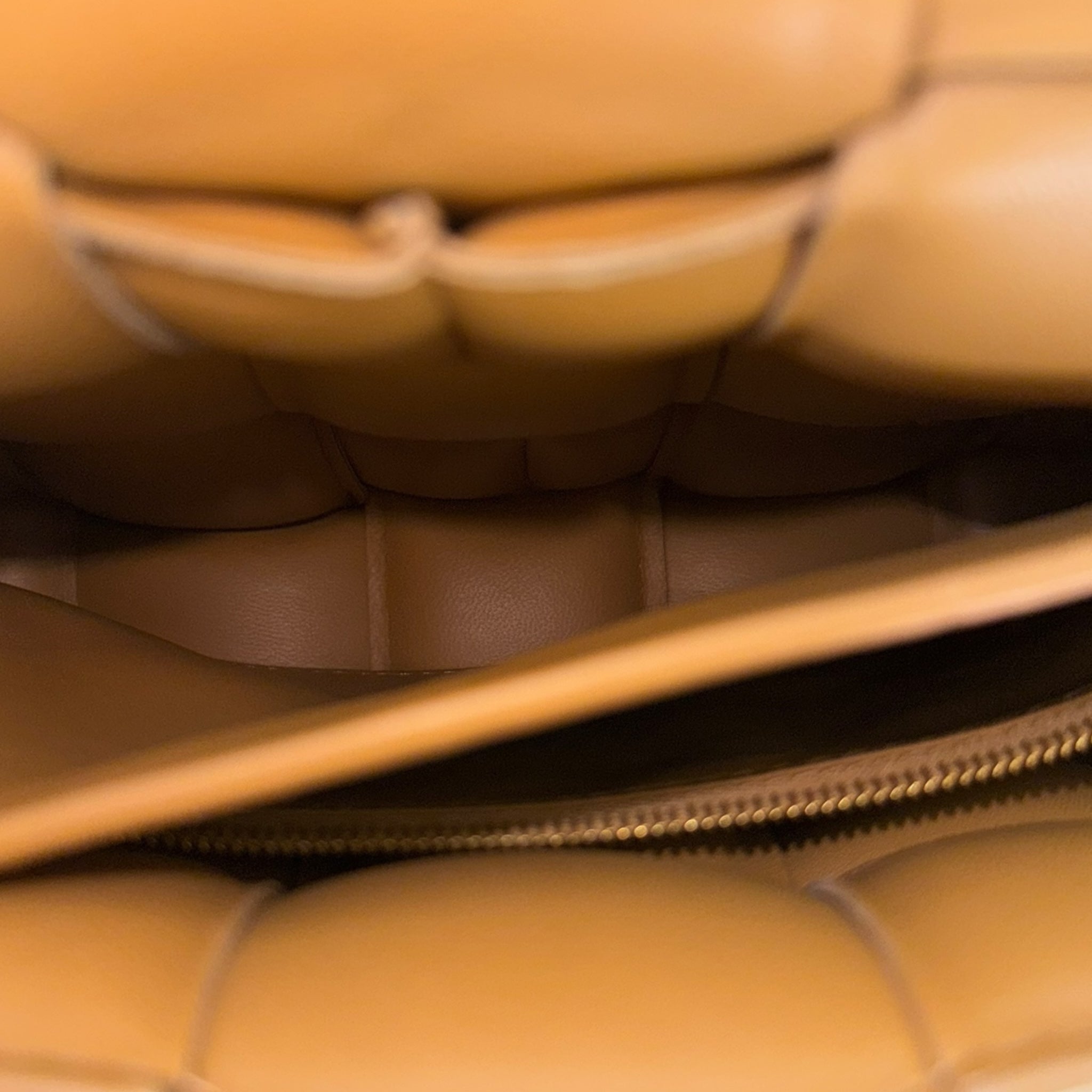 Bottega Veneta Cassette Medium Padded