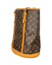 Louis Vuitton Bucket GM