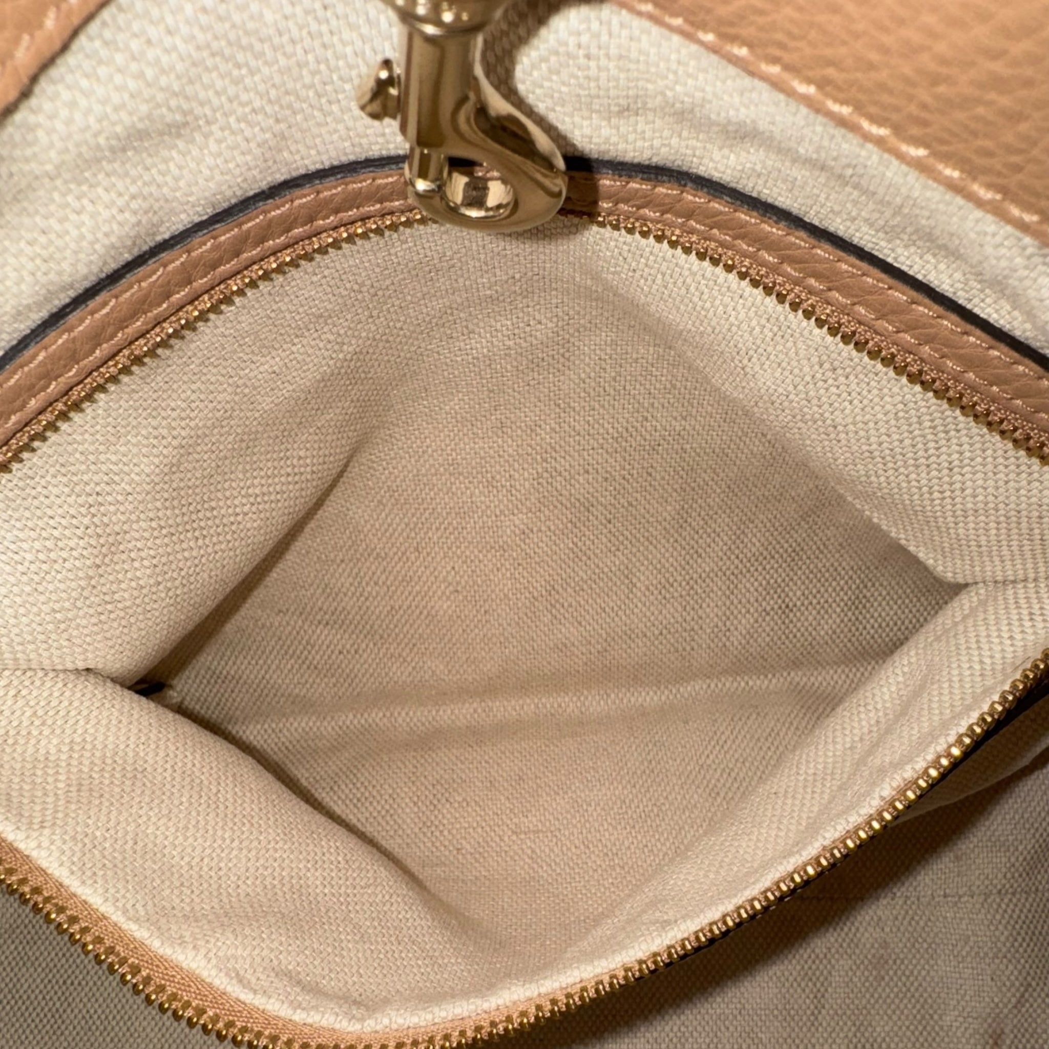 Gucci Soho Chain Tote Medium