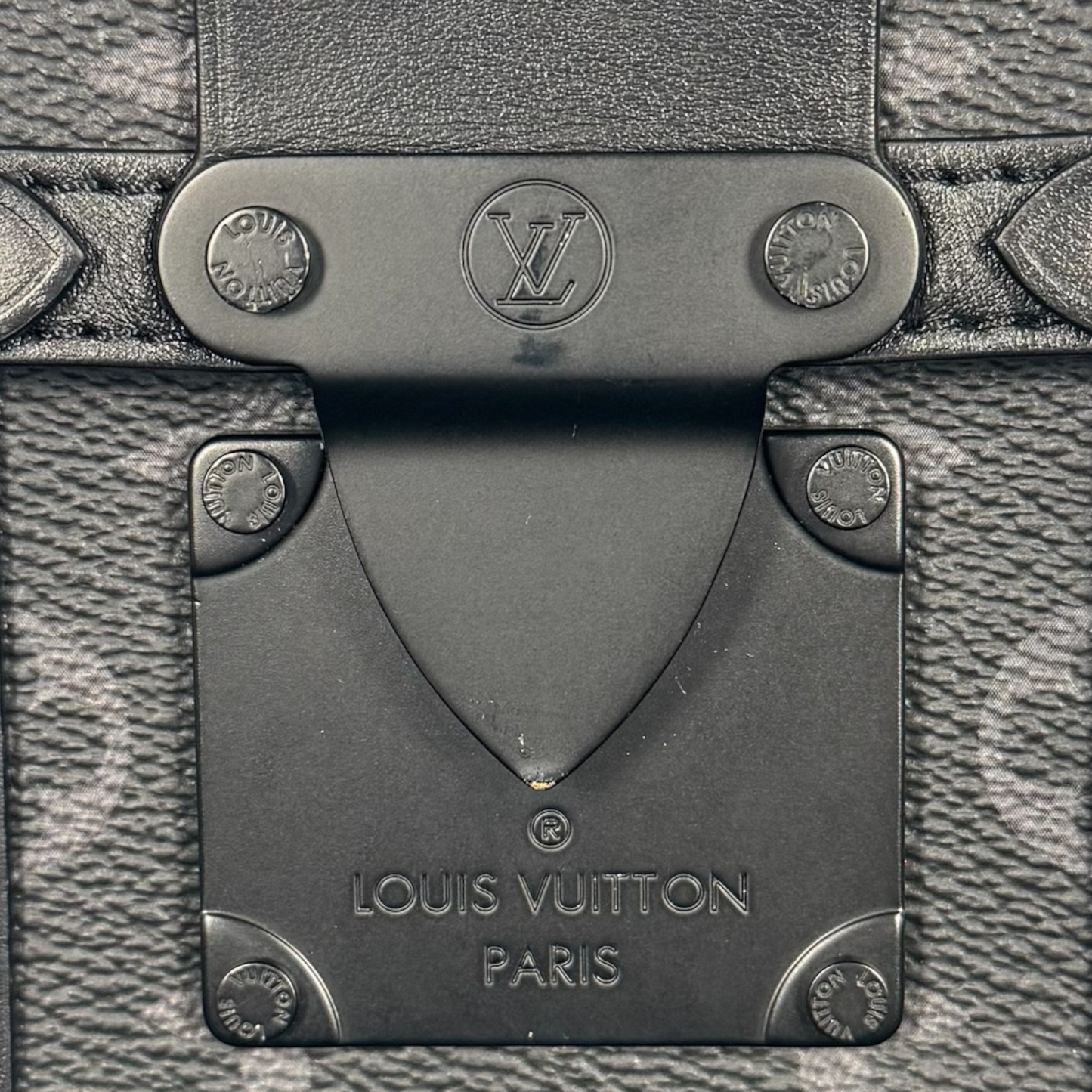 Louis Vuitton Vertical Trunk Wallet Bag