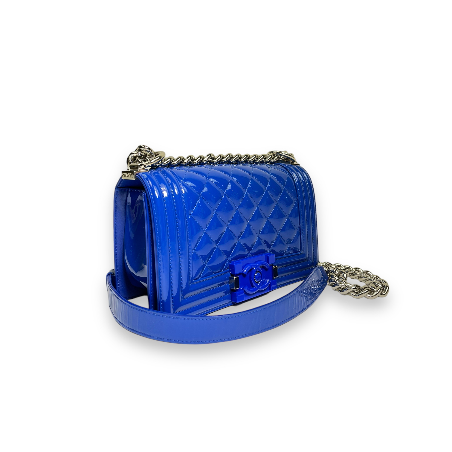 chanelboyblue_1.png