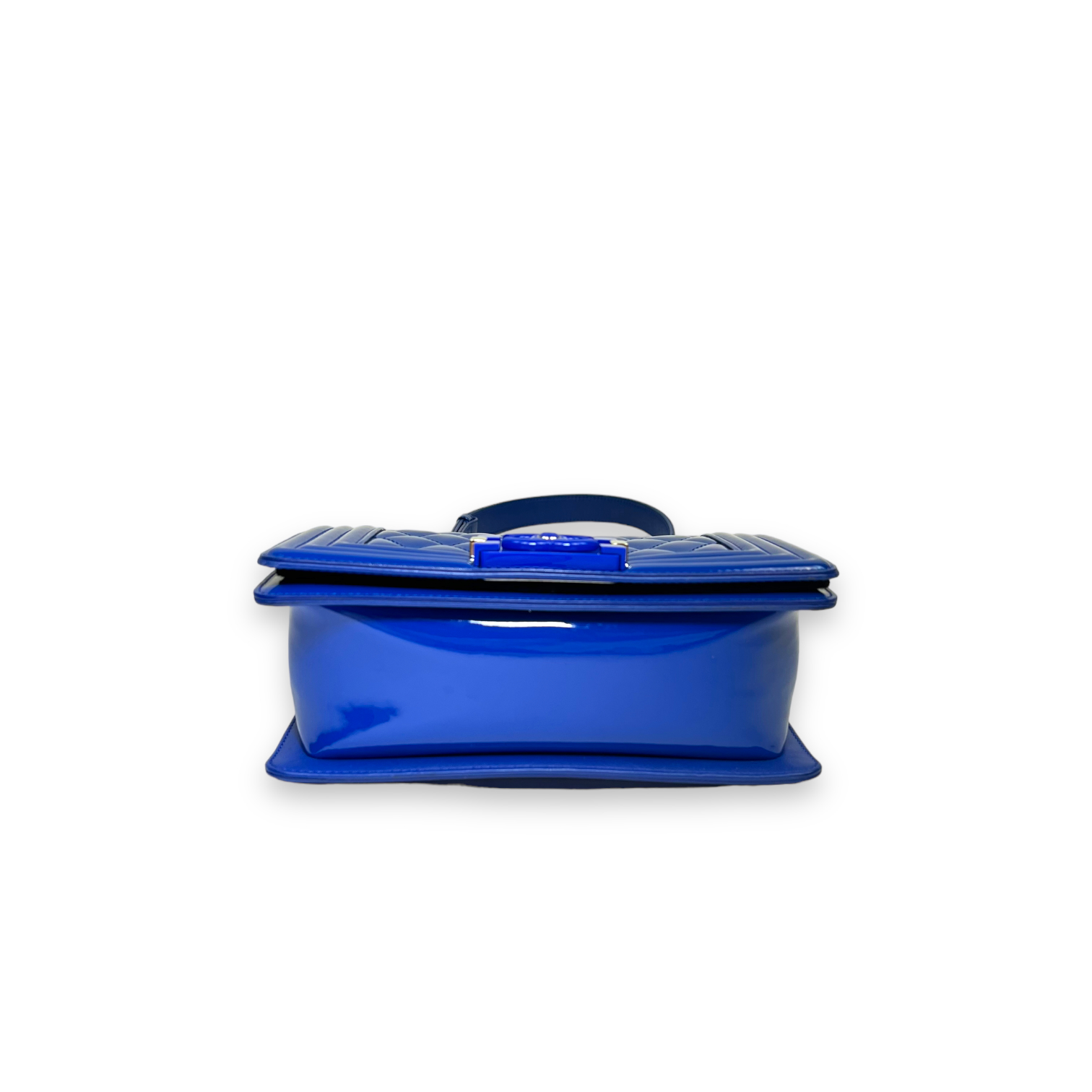 chanelboyblue_2.png