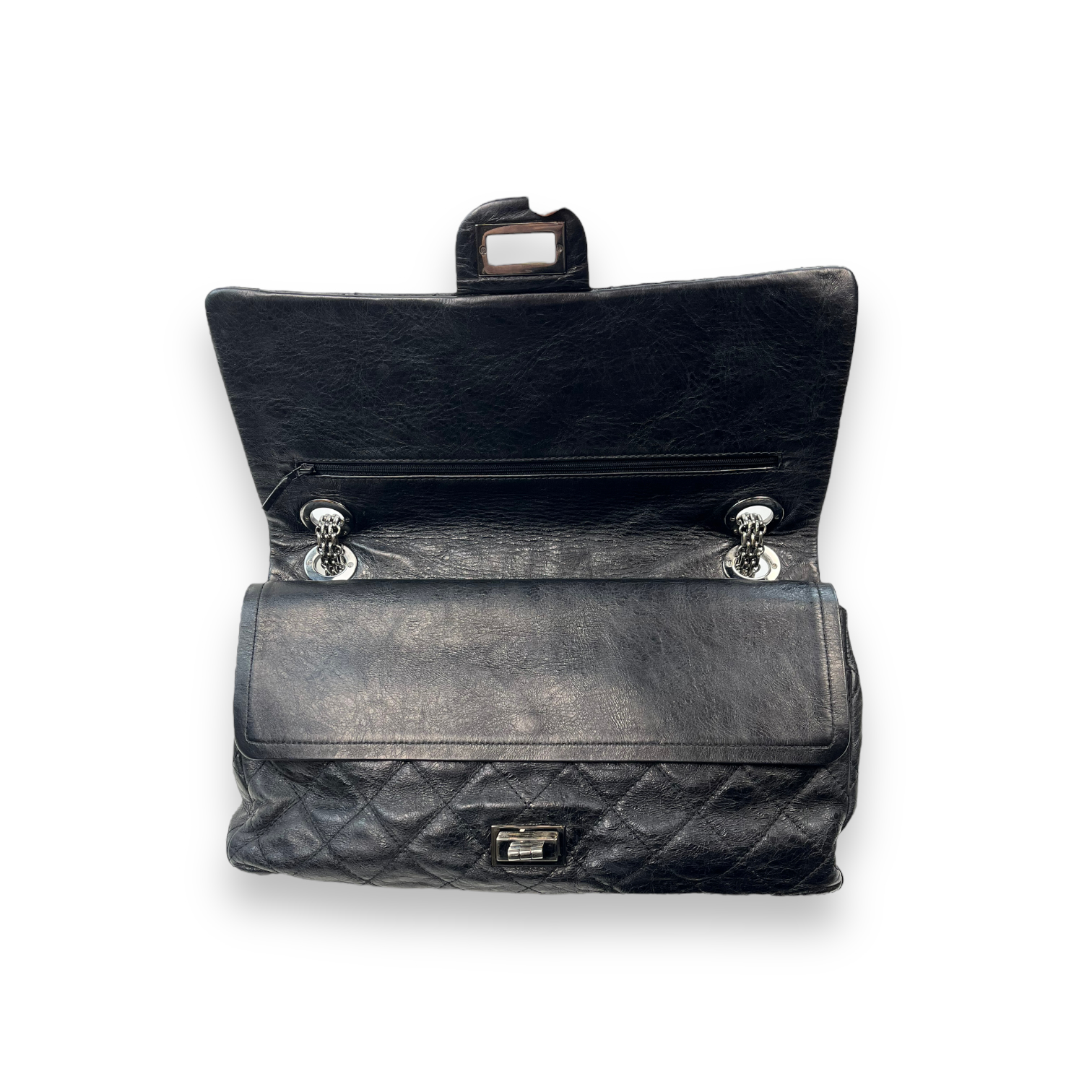 Chanel 2.55 Reissue 226