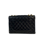 Chanel Vintage Medium Classic Flap