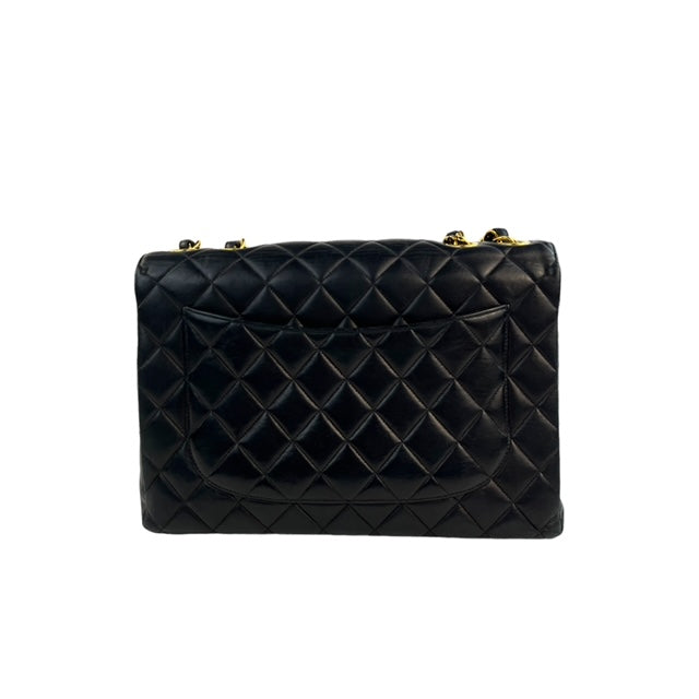 Chanel Vintage Medium Classic Flap