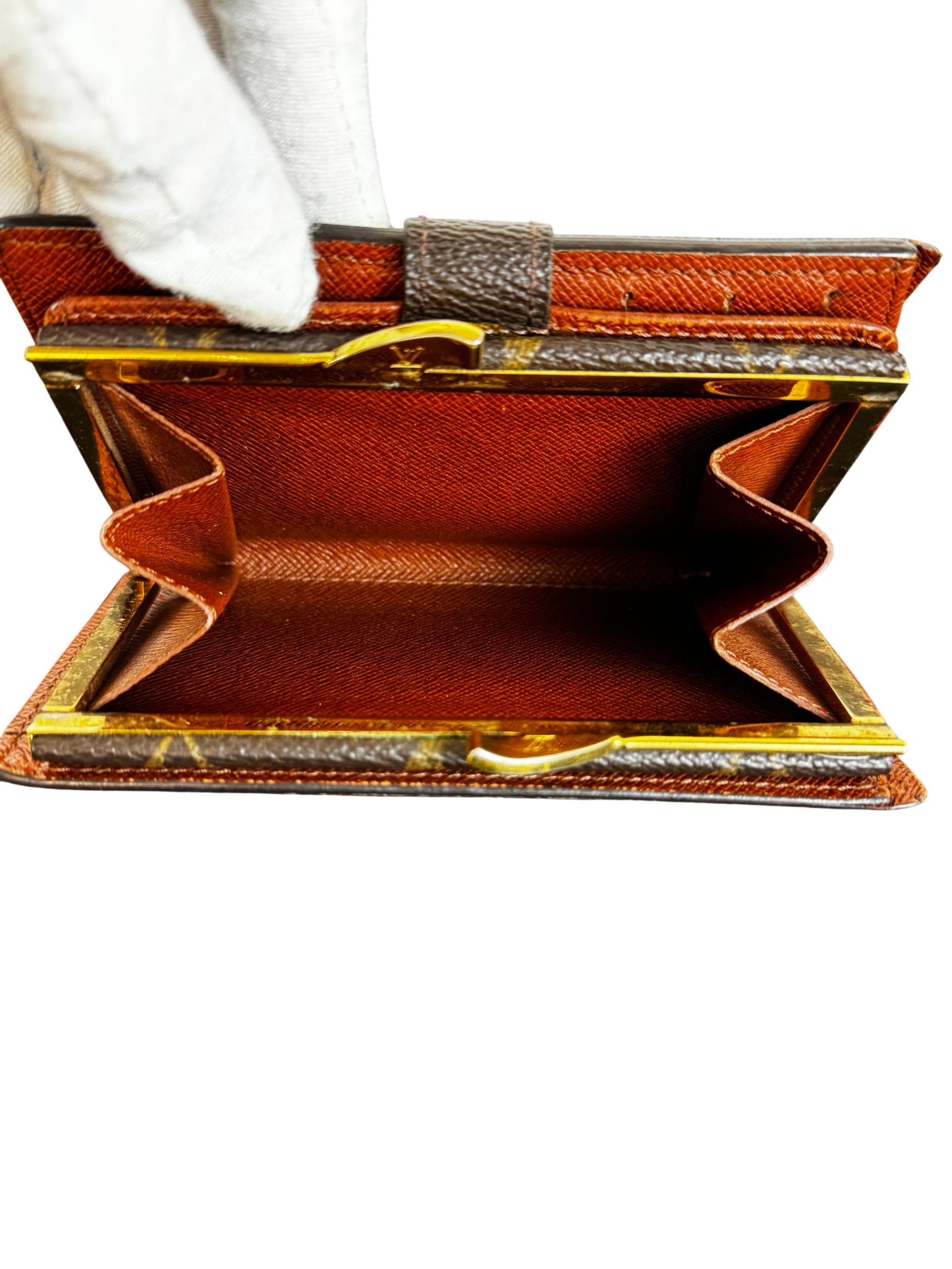 Louis Vuitton Portefeuille Viennois Kisslock Wallet