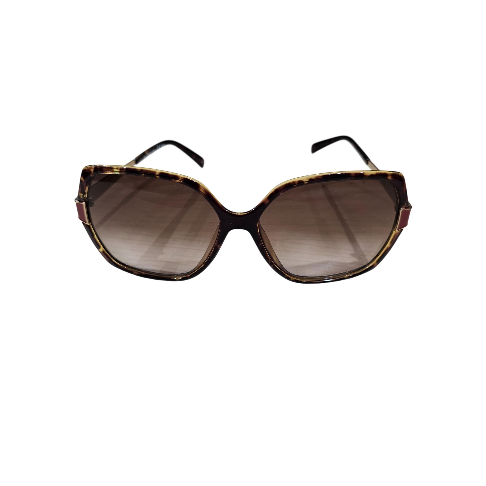 Fendi FS5330 Tortoiseshell Oversized Square Frame Sunglasses