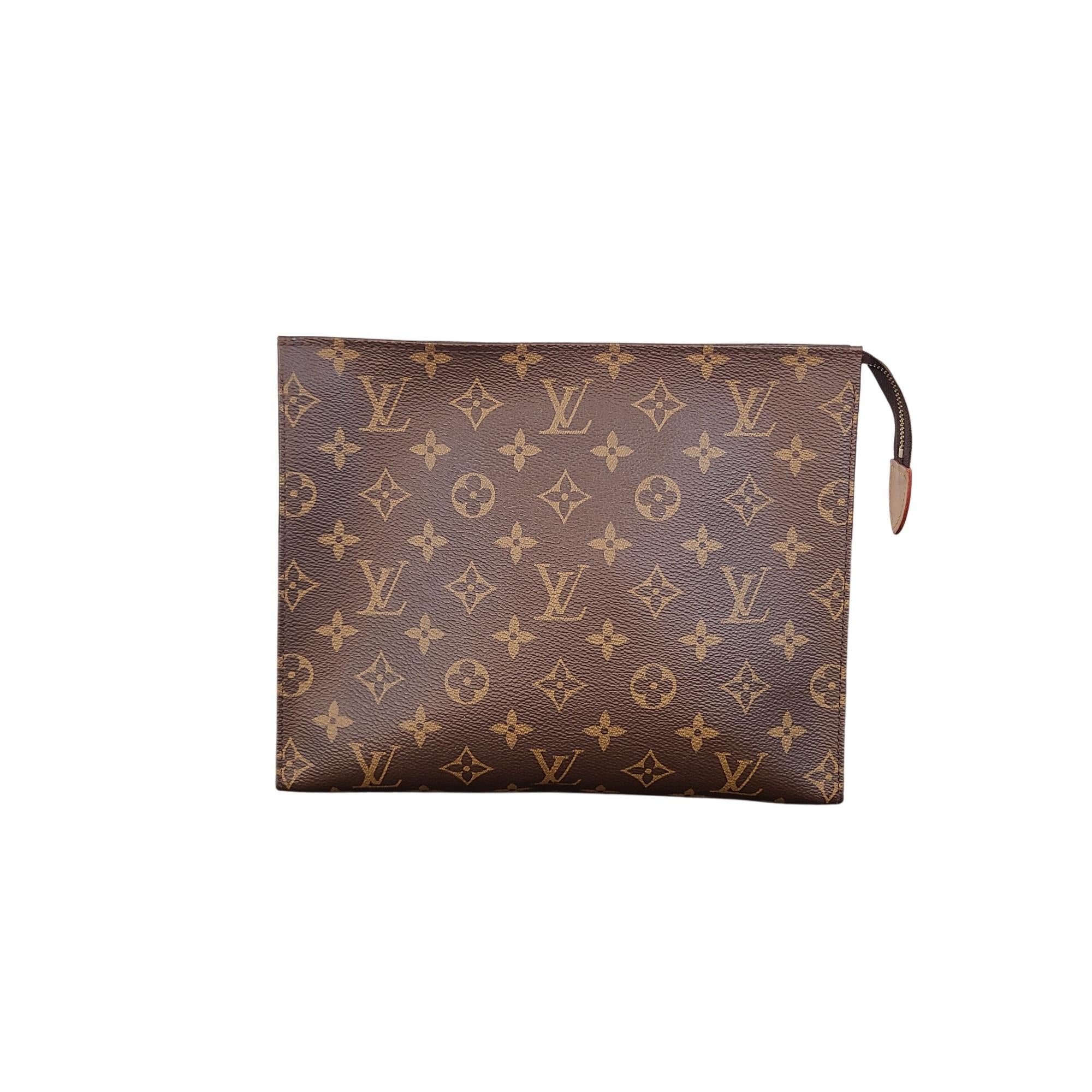 Louis Vuitton Poche Toilette