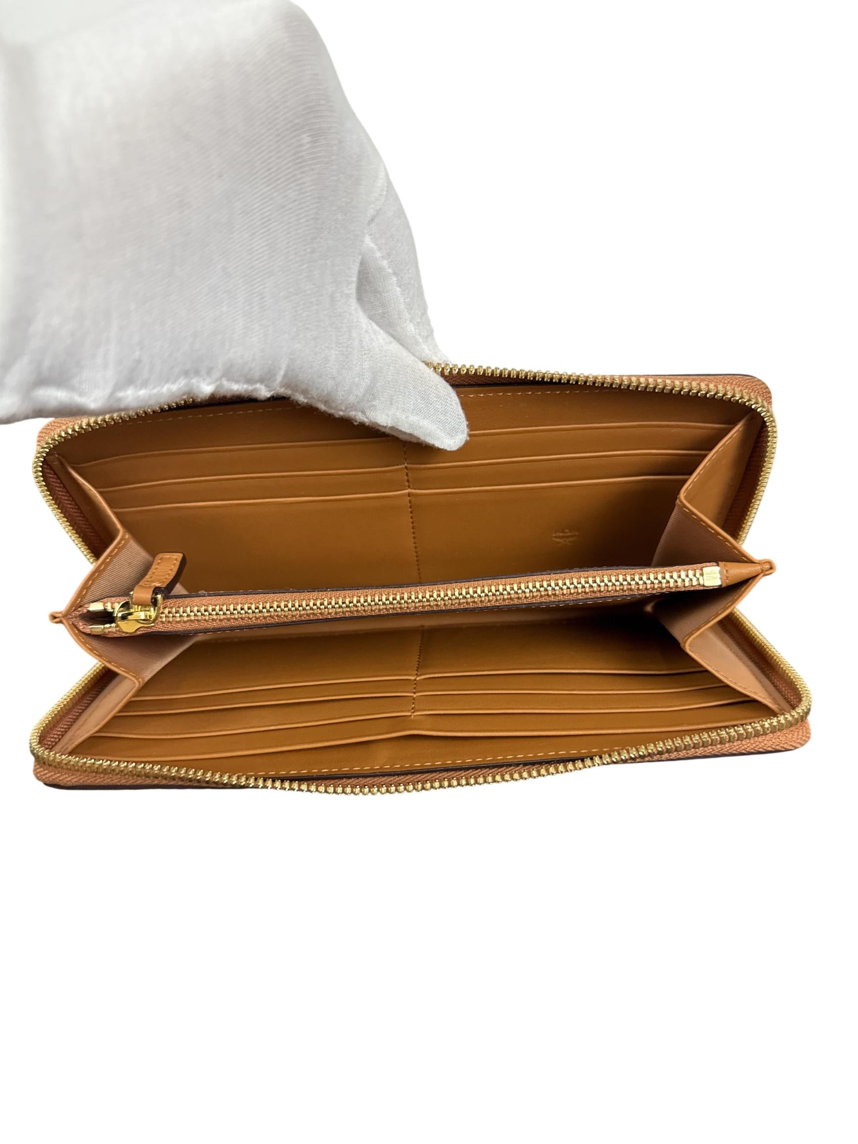 MCM Visetos Zip Wallet