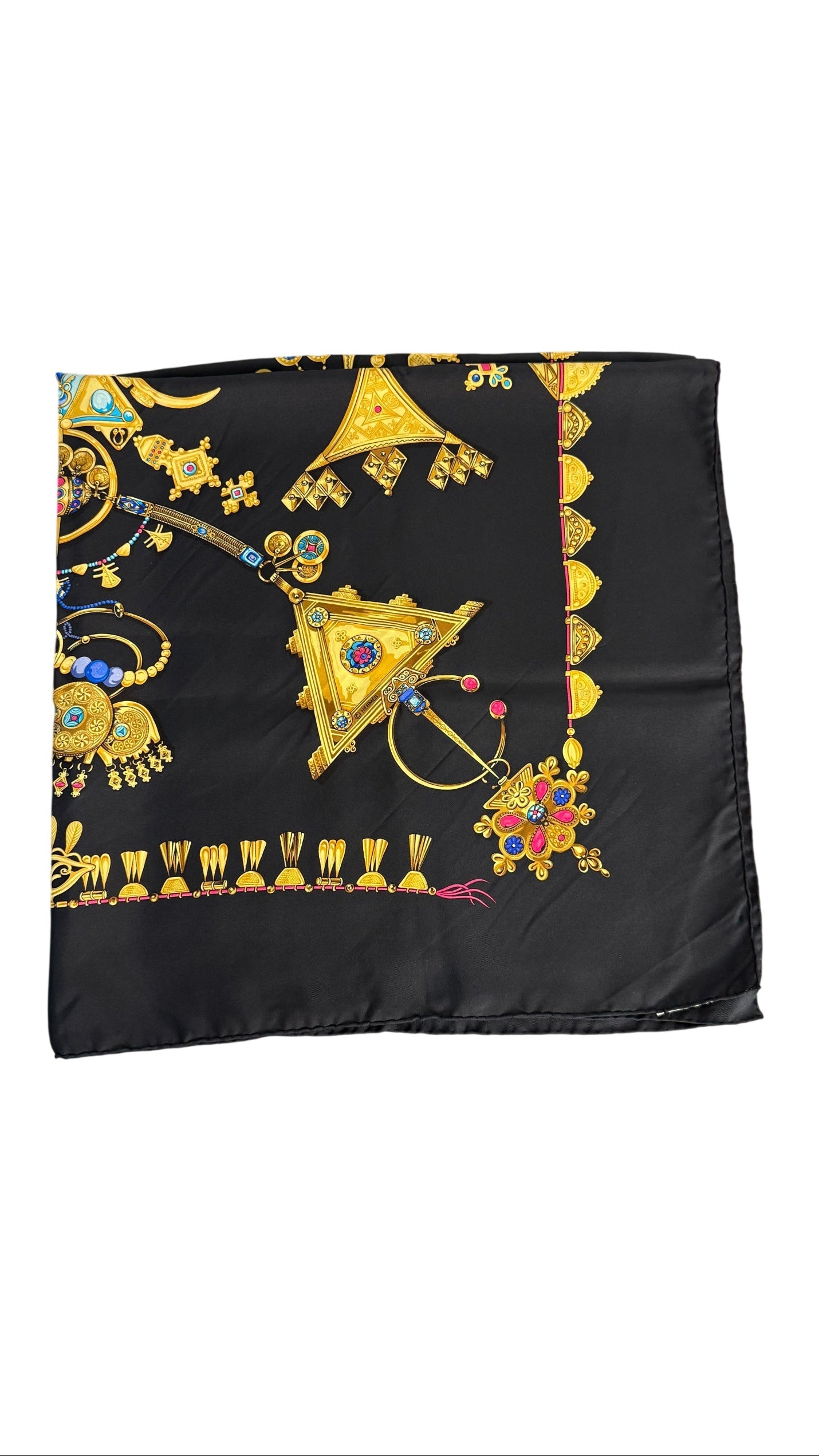 Hermès Parures des Sables Silk Scarf