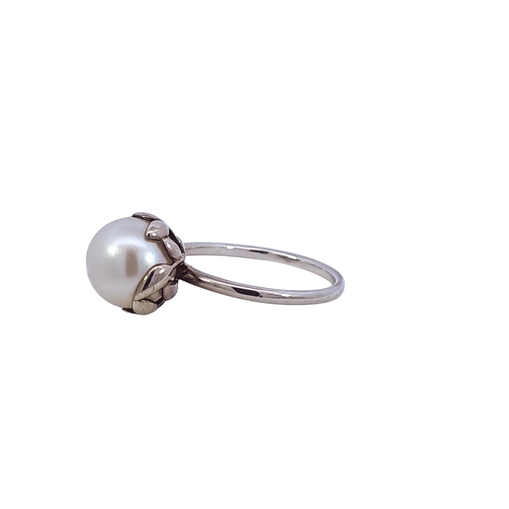 Tiffany & Co. Retired Paloma Picasso Olive Leaf Pearl Sterling Silver Ring
