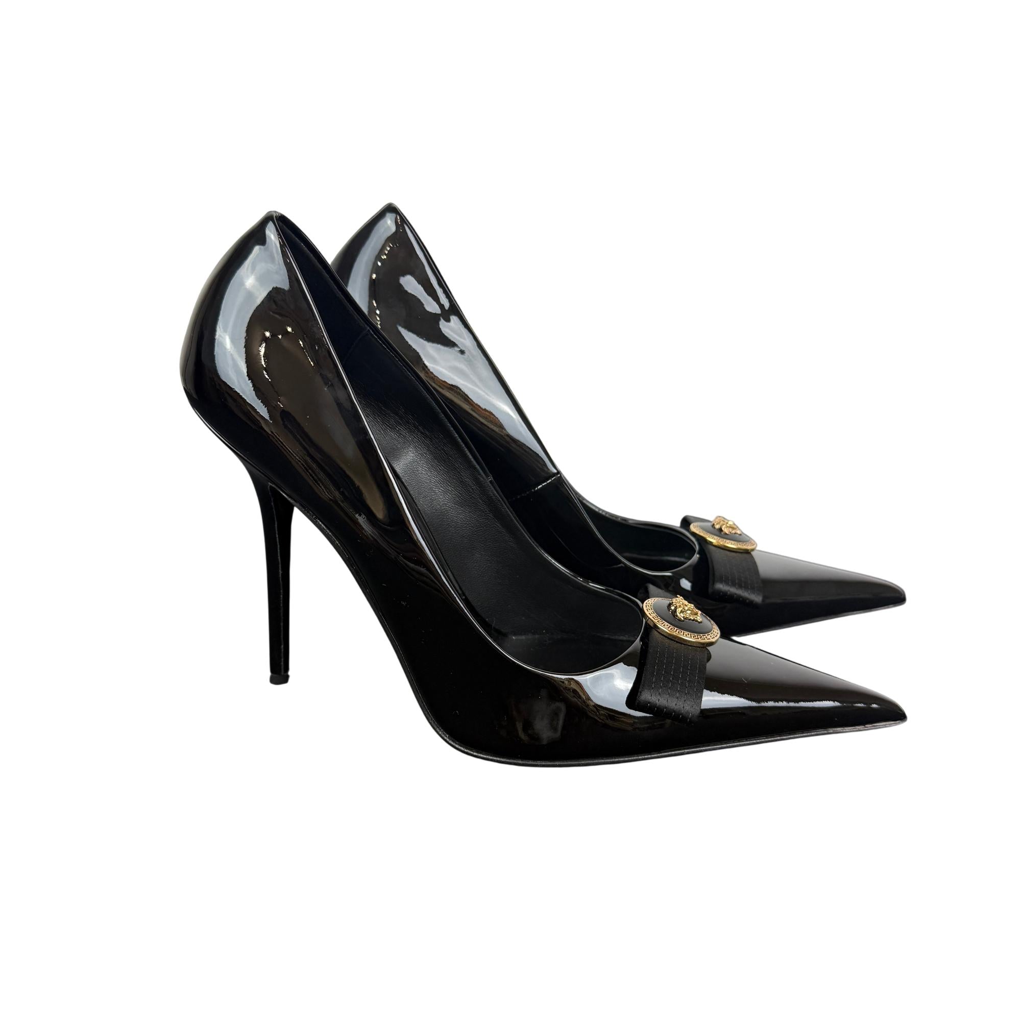 Versace Black Patent Leather Medusa Medallion High Heeled Pumps Size 41