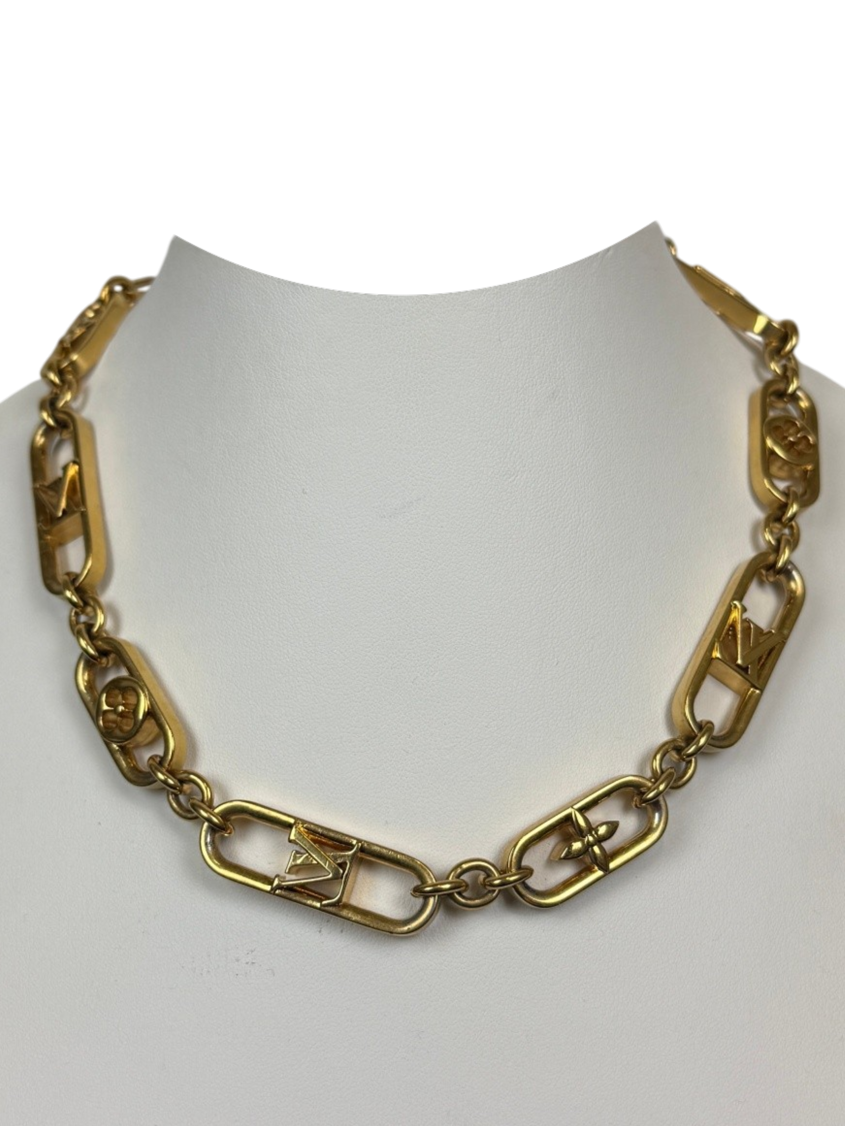 My LV Chain Necklace in Gold , LV Logo Links Louis Vuitton Metal