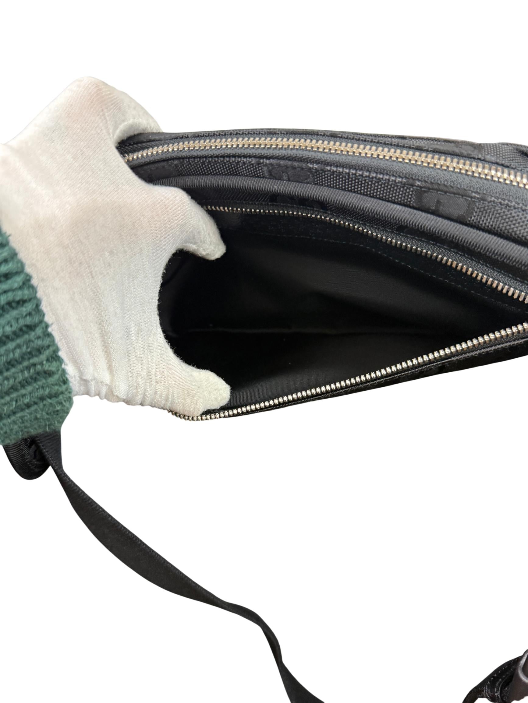 Gucci Large Nylon Off The Grid Belt Bag in Black with Gold Logo