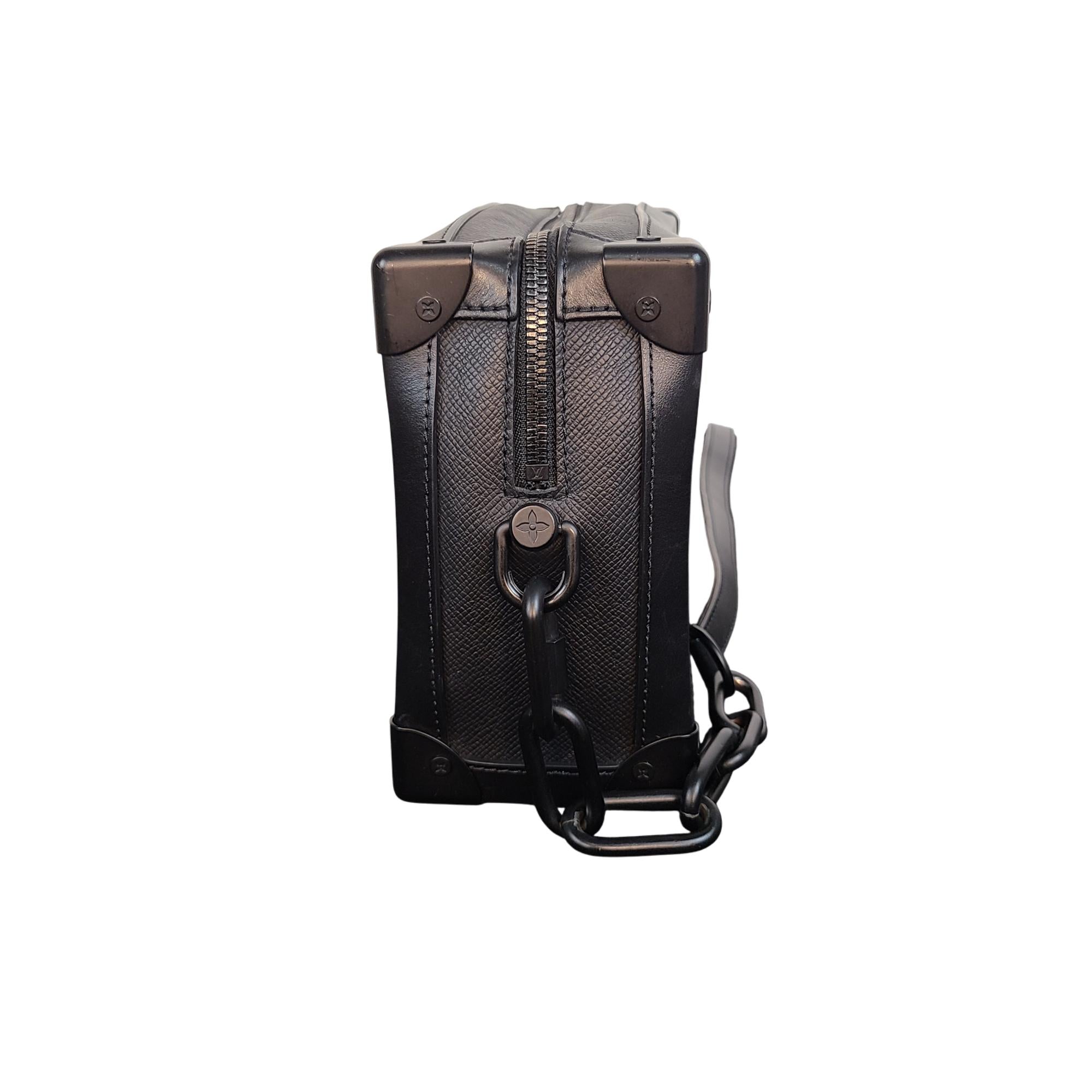 Louis Vuitton Taiga Rainbow Soft Messenger