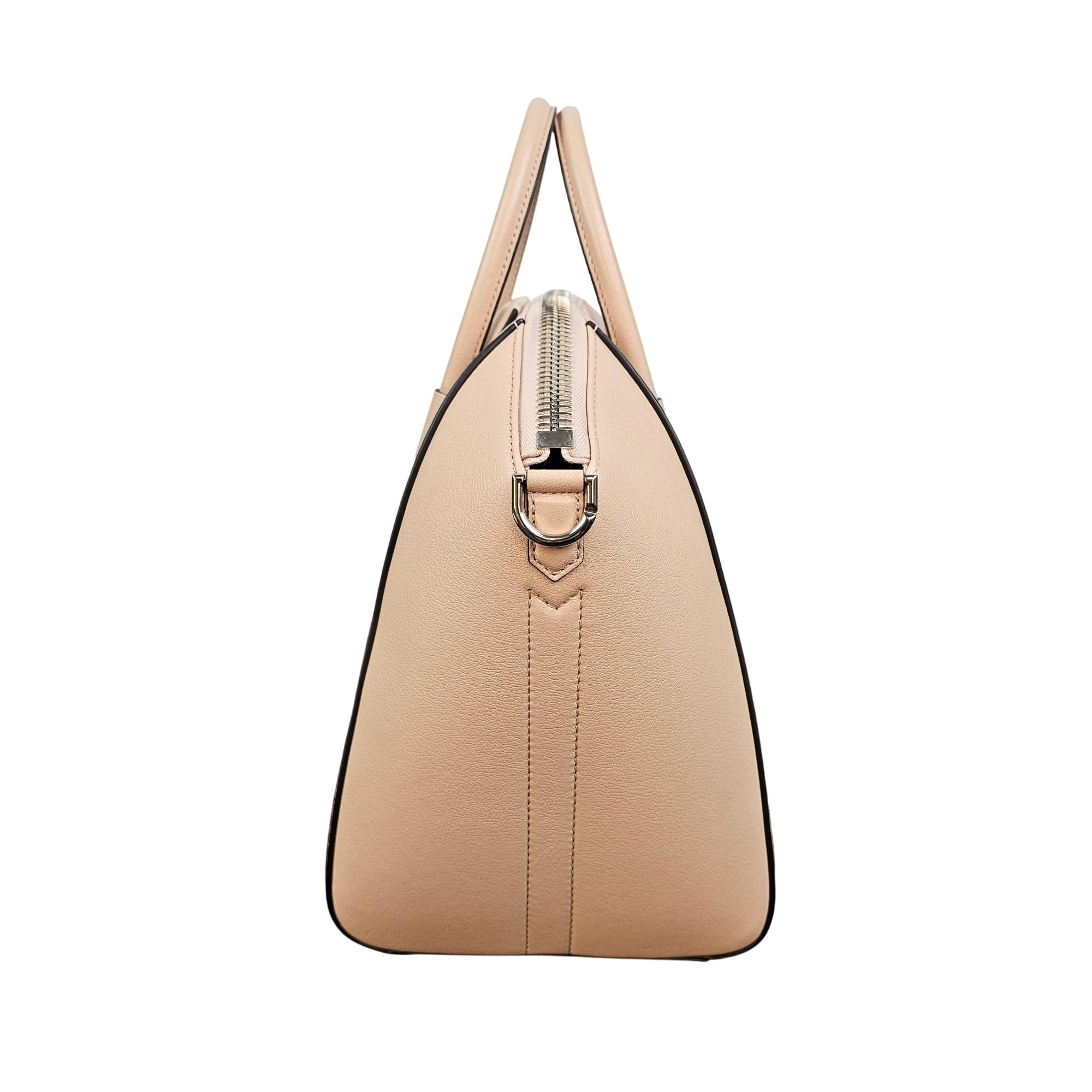 Givenchy Antigona Medium