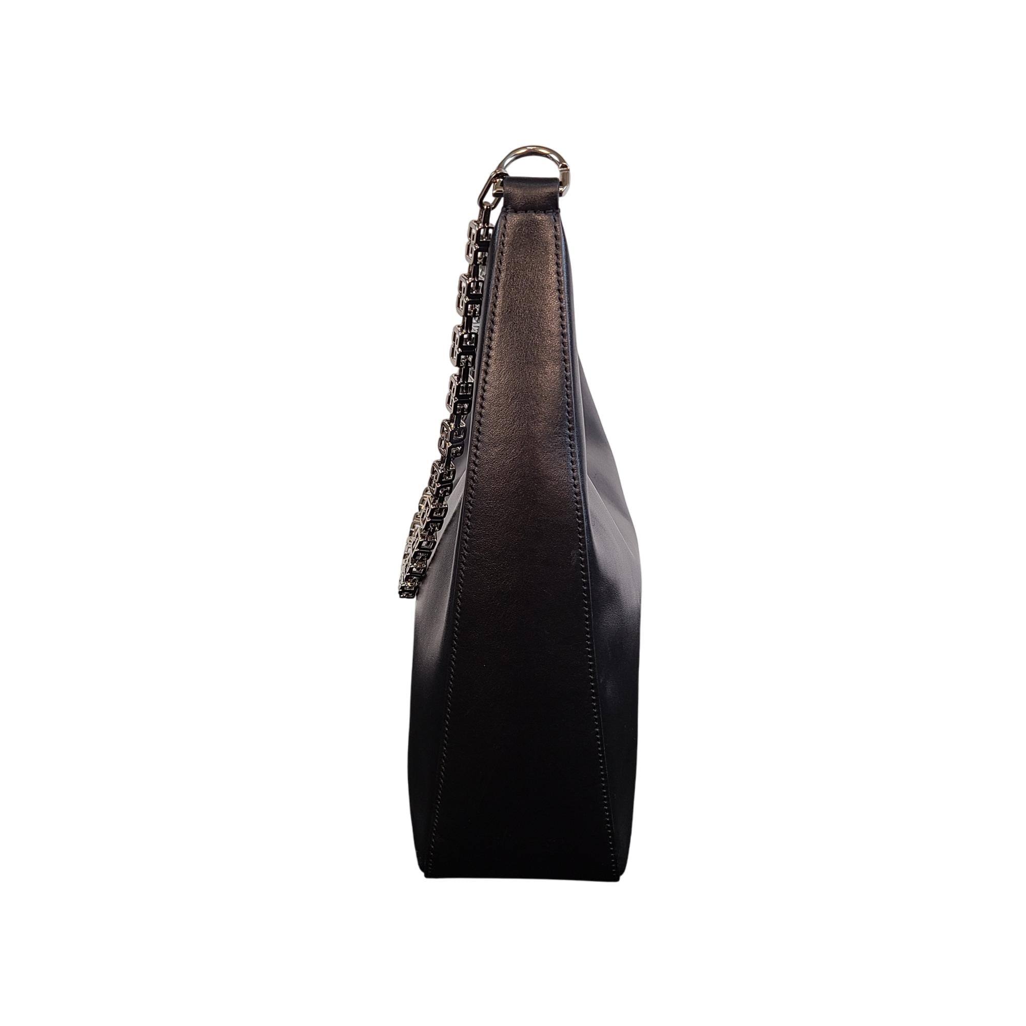 Givenchy Moon Cut