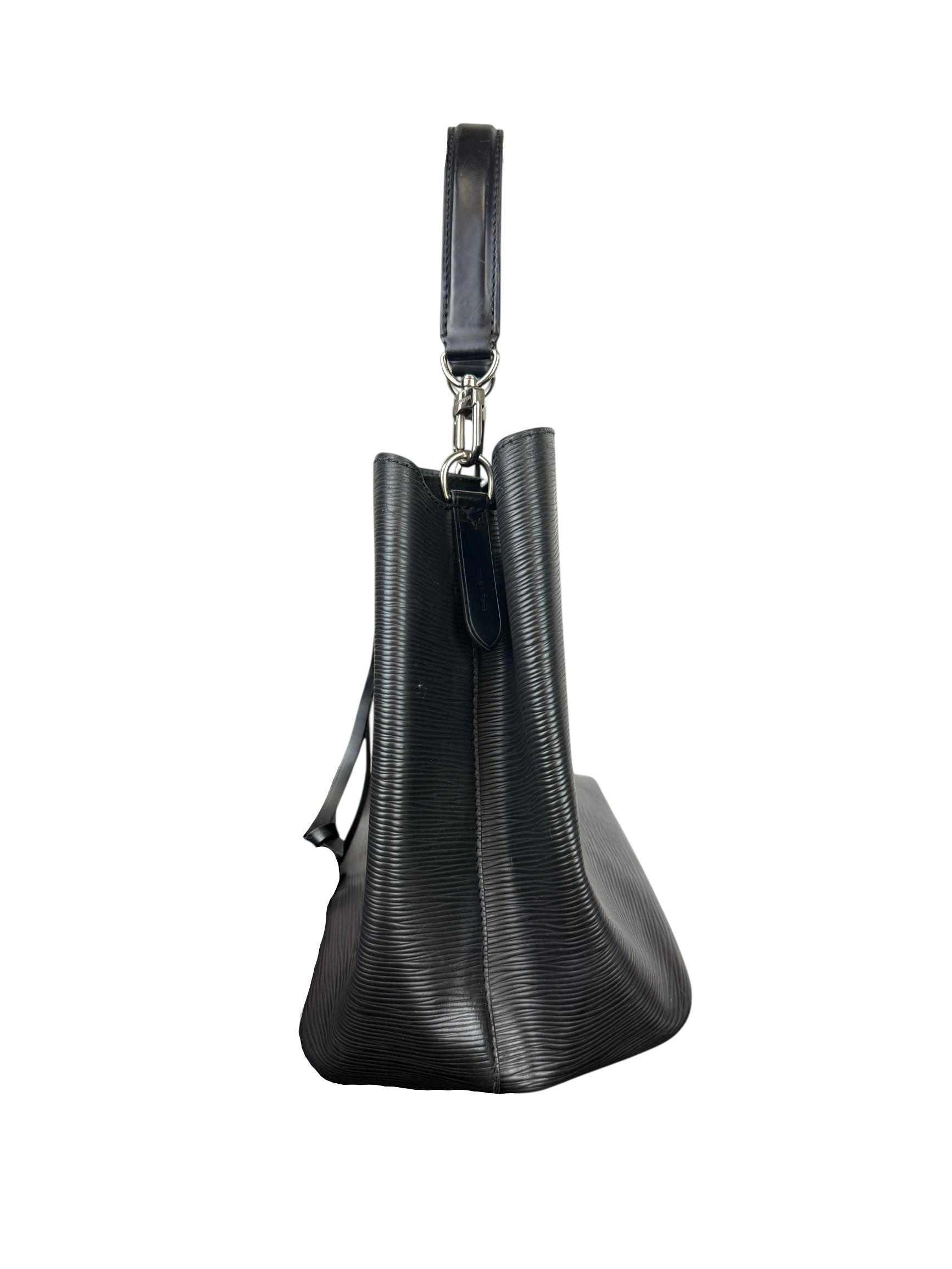 Louis Vuitton Epi NeoNoe MM Black Leather Handbag