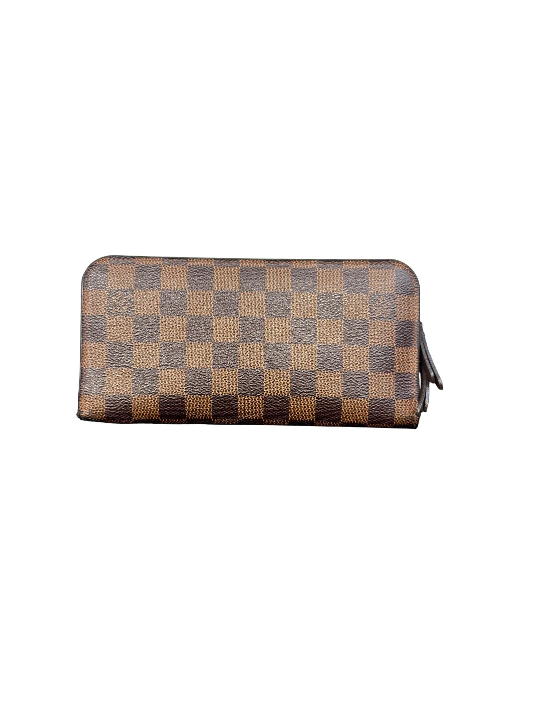 Louis Vuitton Zippy Clutch