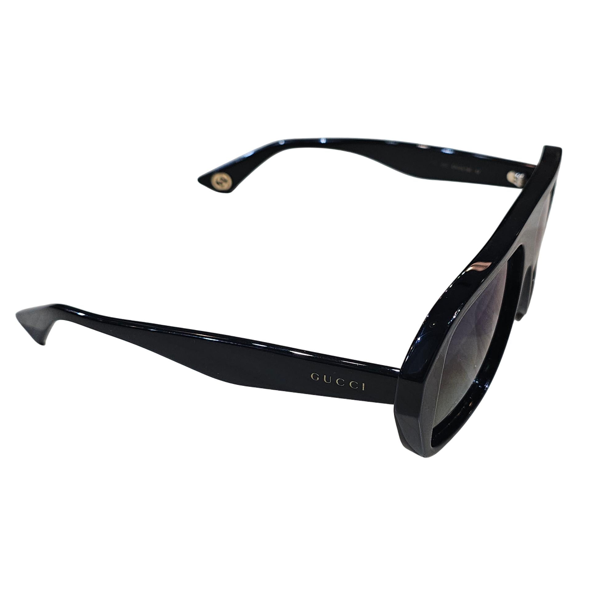 【良品】GUCCI サングラス GG1615/S Gucci GG1615S 001 Aspen 57MM Navigator Sunglasses - Shiny Black