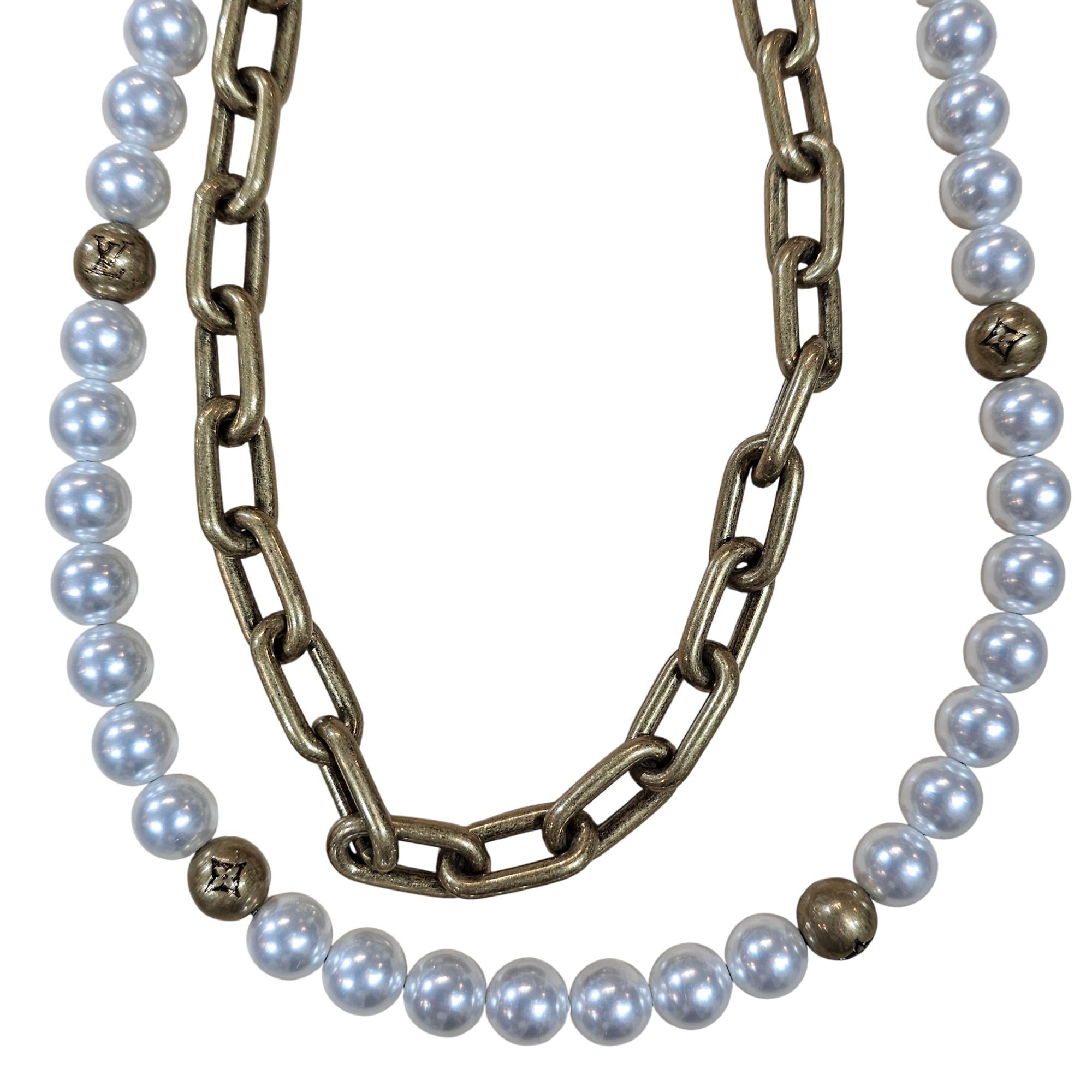 Louis Vuitton Chain Belt Pearls Bag Charm