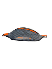 Louis Vuitton Damier Cobalt Race Discovery Bumbag