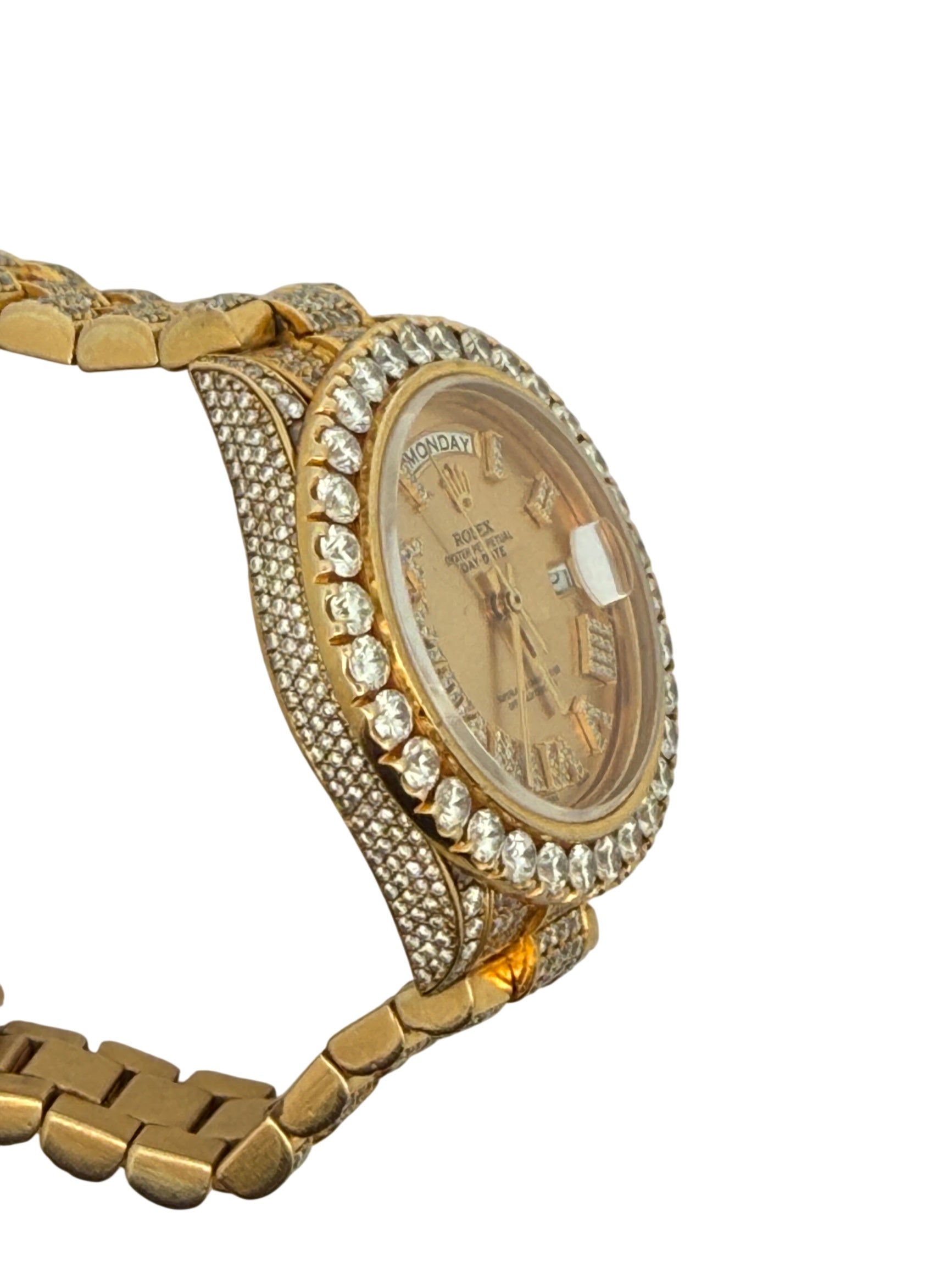 Rolex Day-Date President 36mm with Diamond Presidential Bracelet 18k Yellow Gold Champagne Dial