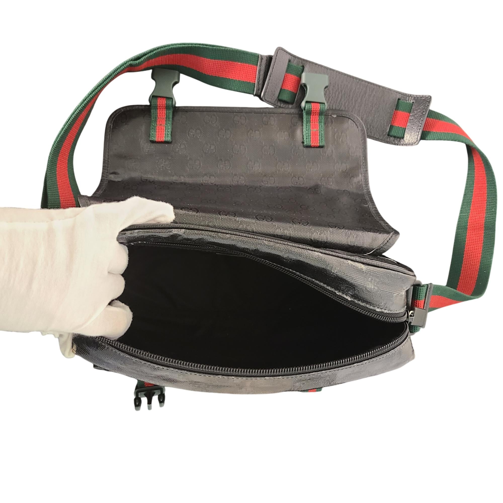 Gucci Imprime Messenger Bag