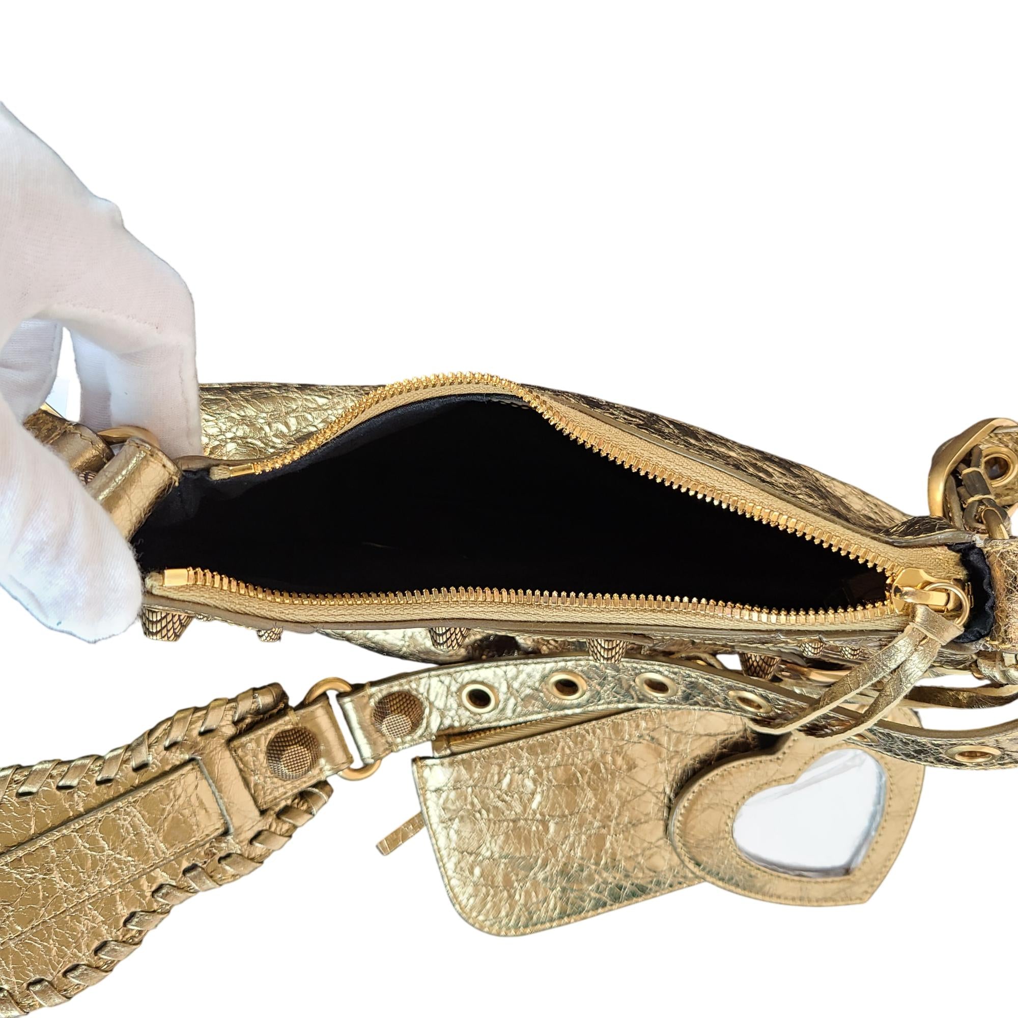 Balenciaga Le Cagole XS