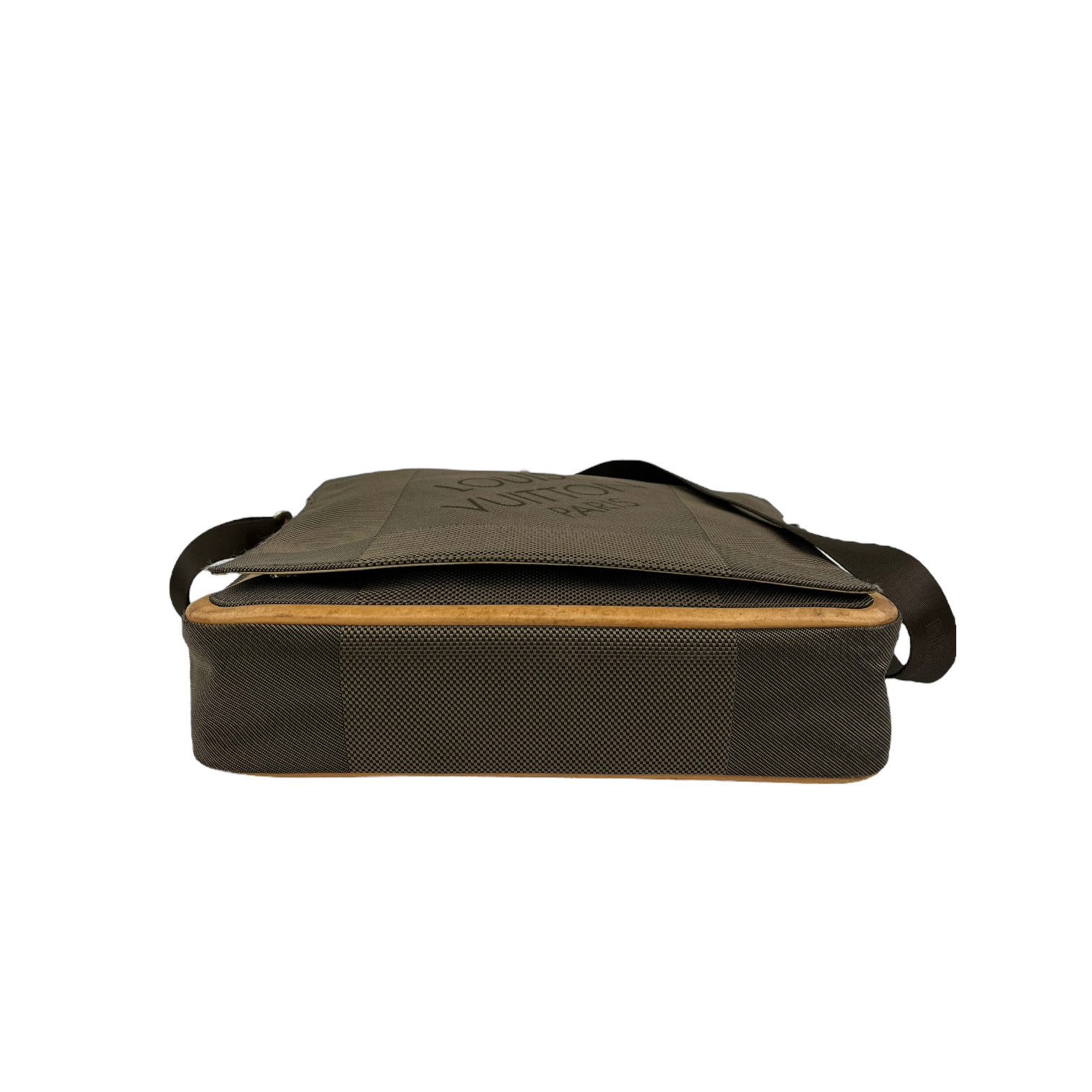 Louis Vuitton Geant Terre Messenger Bag