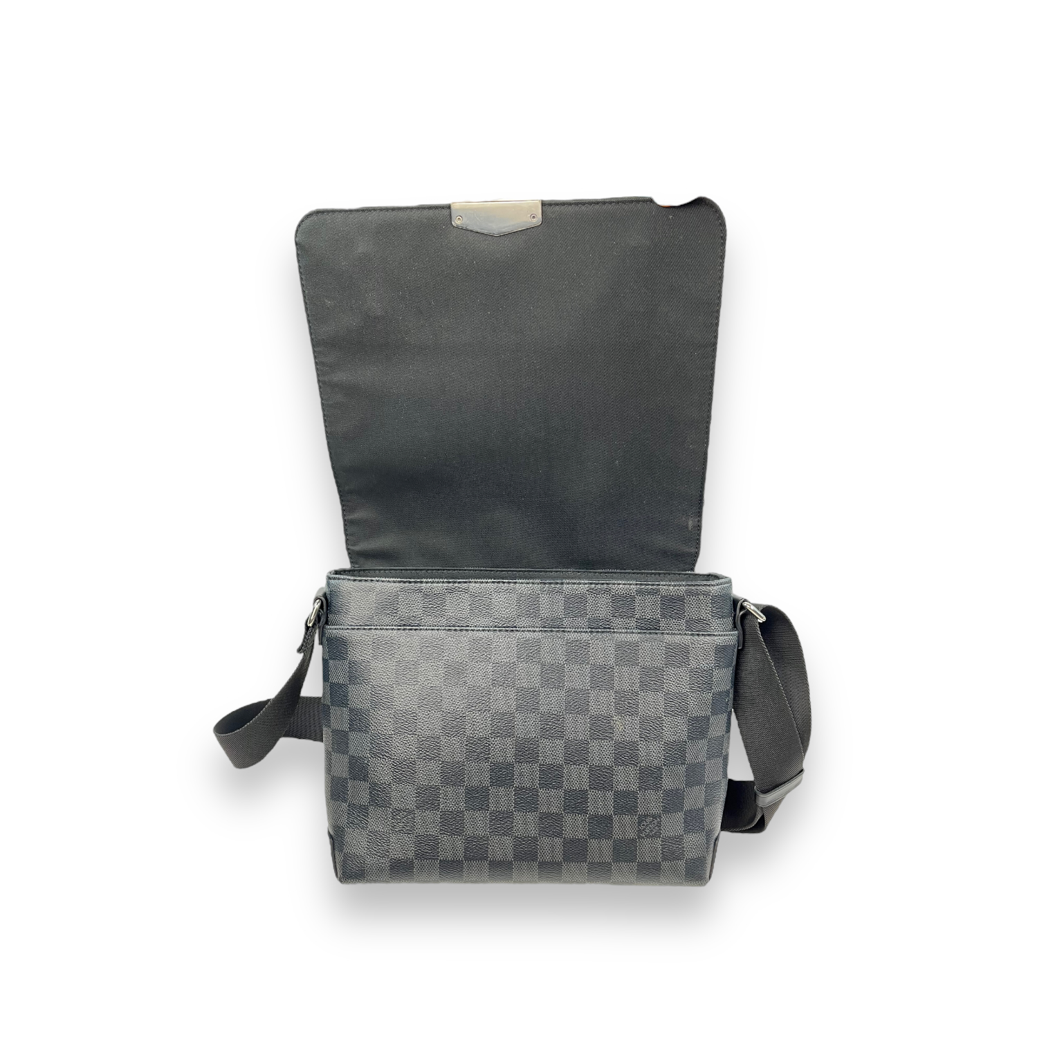 Louis Vuitton District PM Messenger