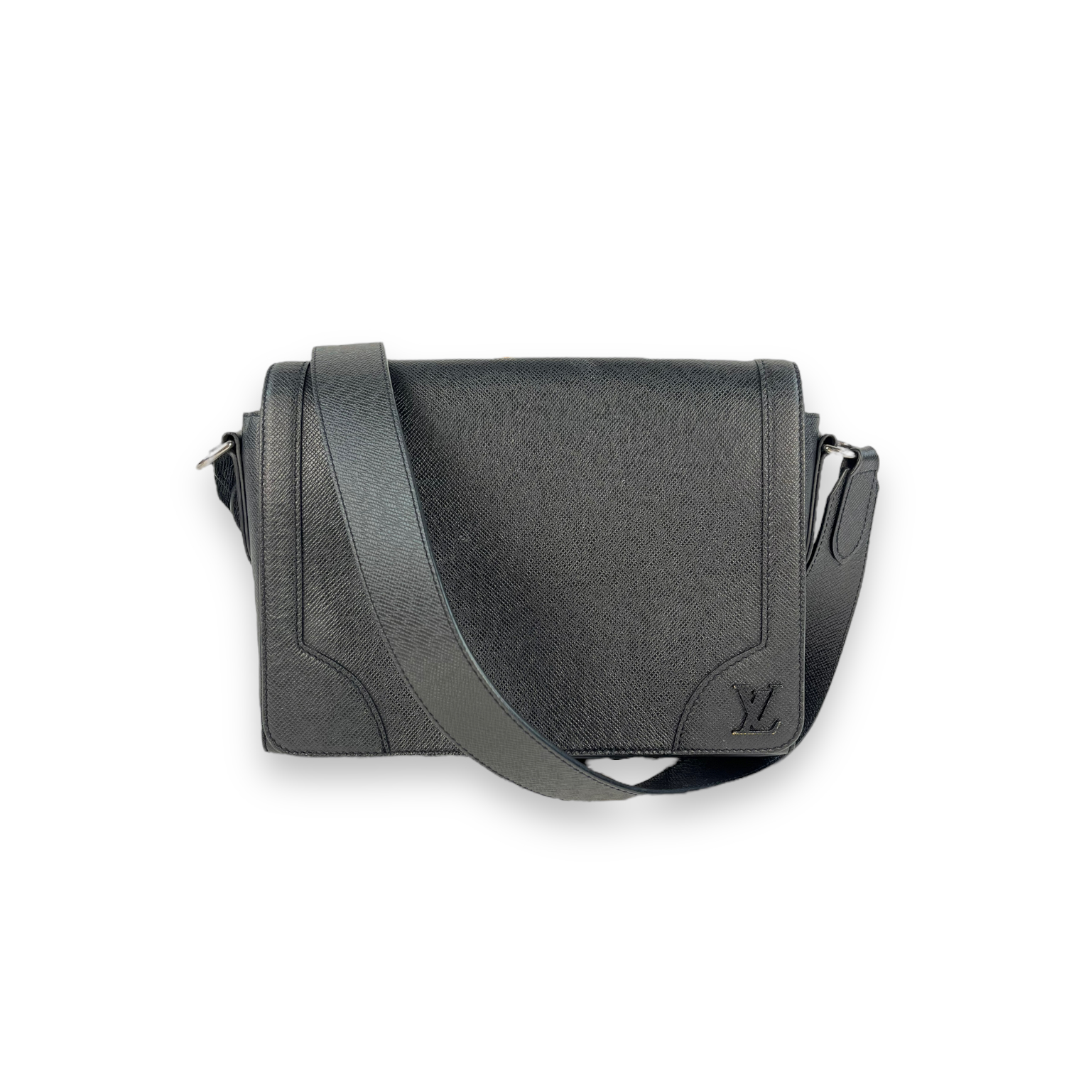 Louis Vuitton New Flap Taiga Messenger