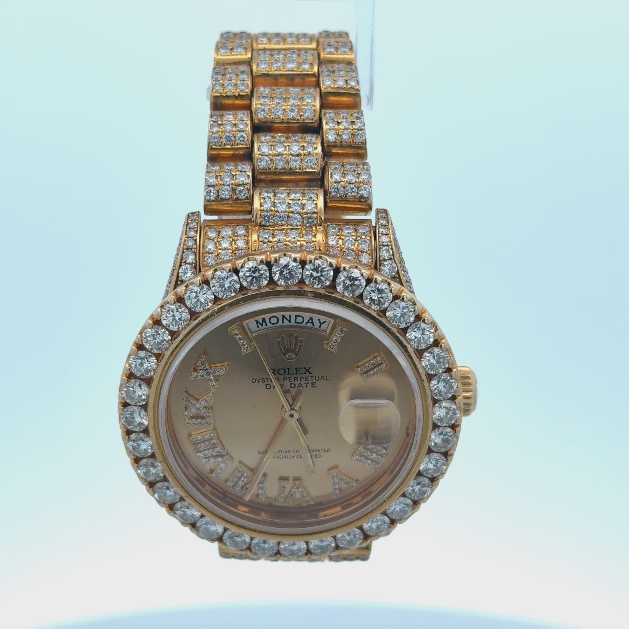Rolex Day-Date President 36mm with Diamond Presidential Bracelet 18k Yellow Gold Champagne Dial