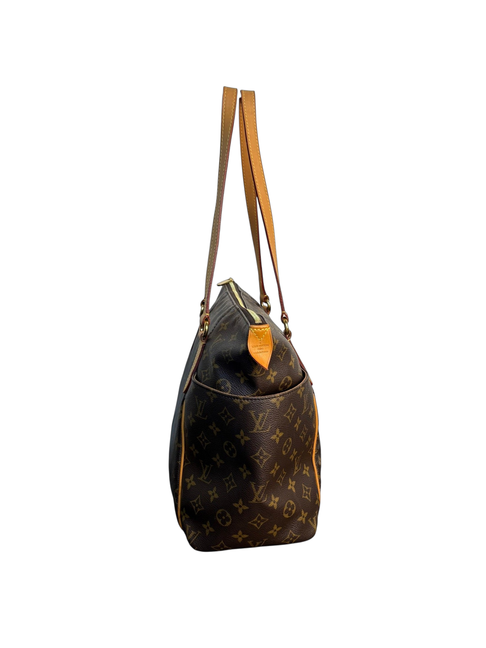 Louis Vuitton Totally MM Monogram Tote Bag