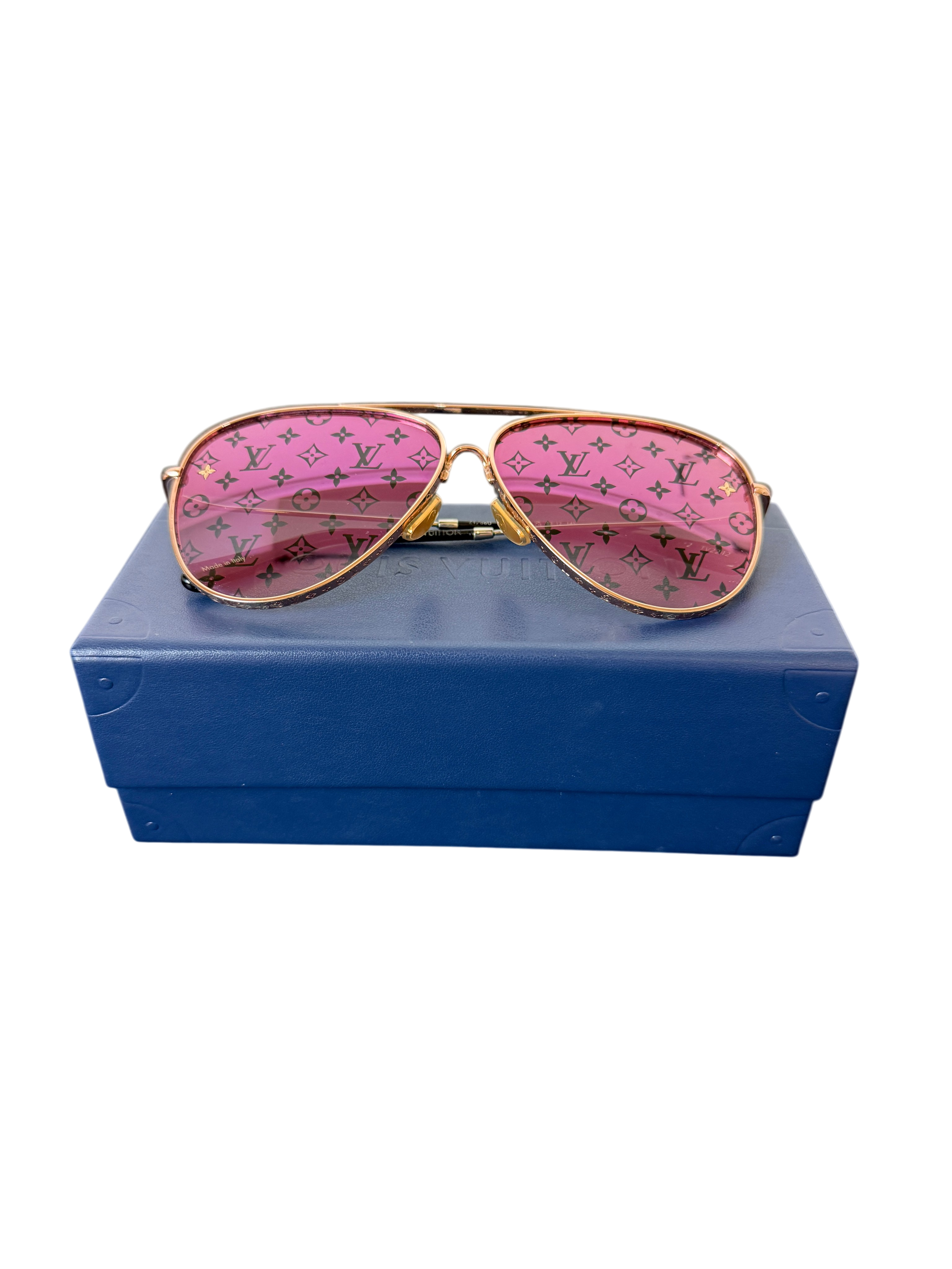 Louis Vuitton Pilot Aviator Sunglasses Pink Monogram