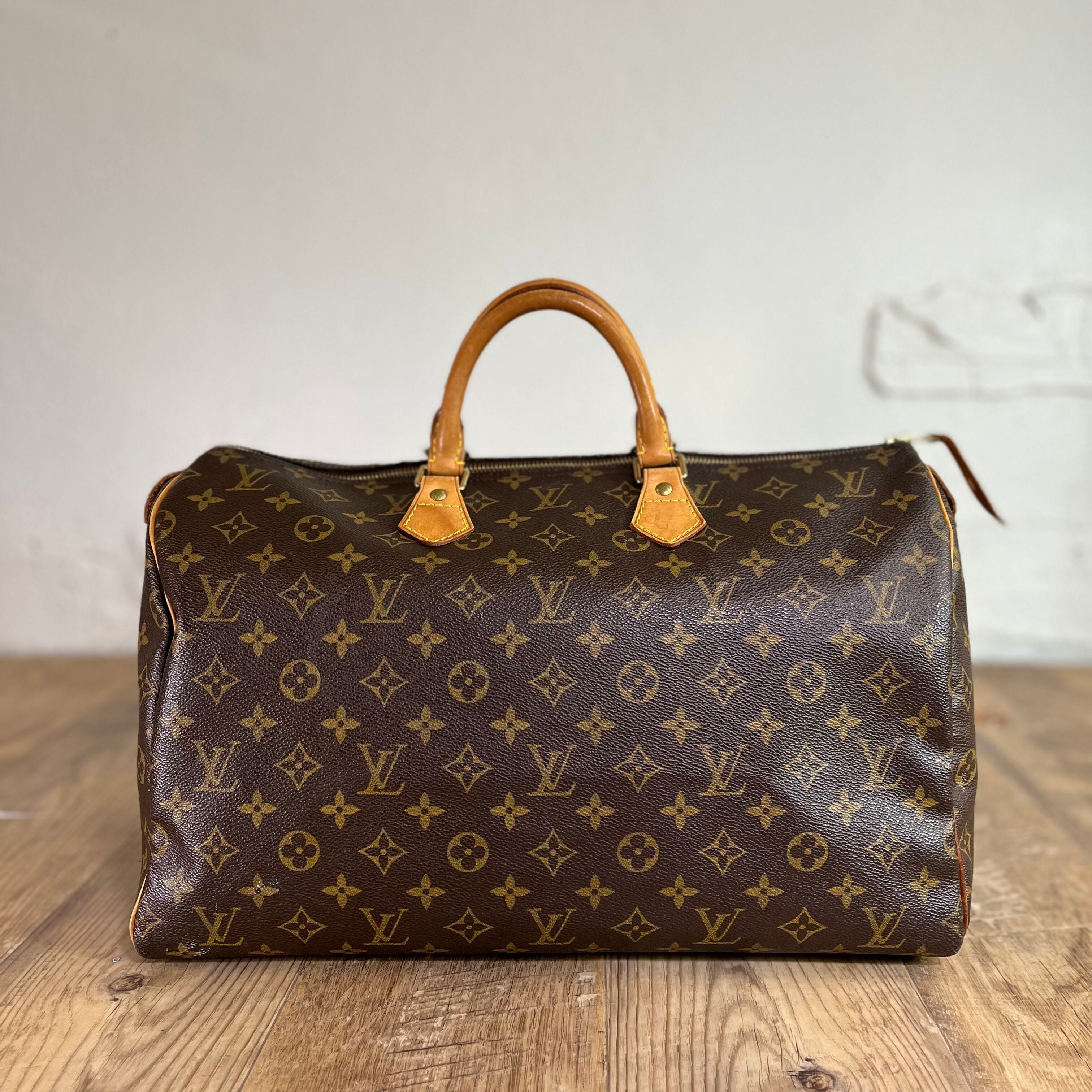 Vintage Louis Vuitton Speedy 40