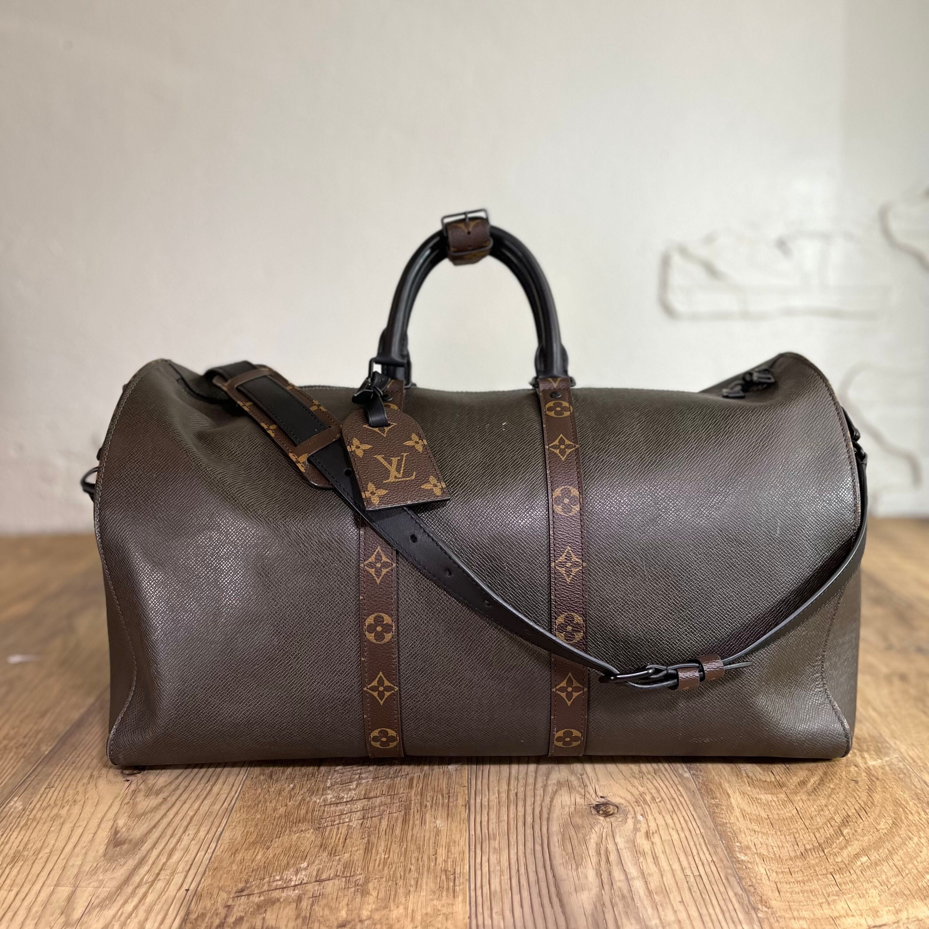 LVtaigakeepall50.jpg